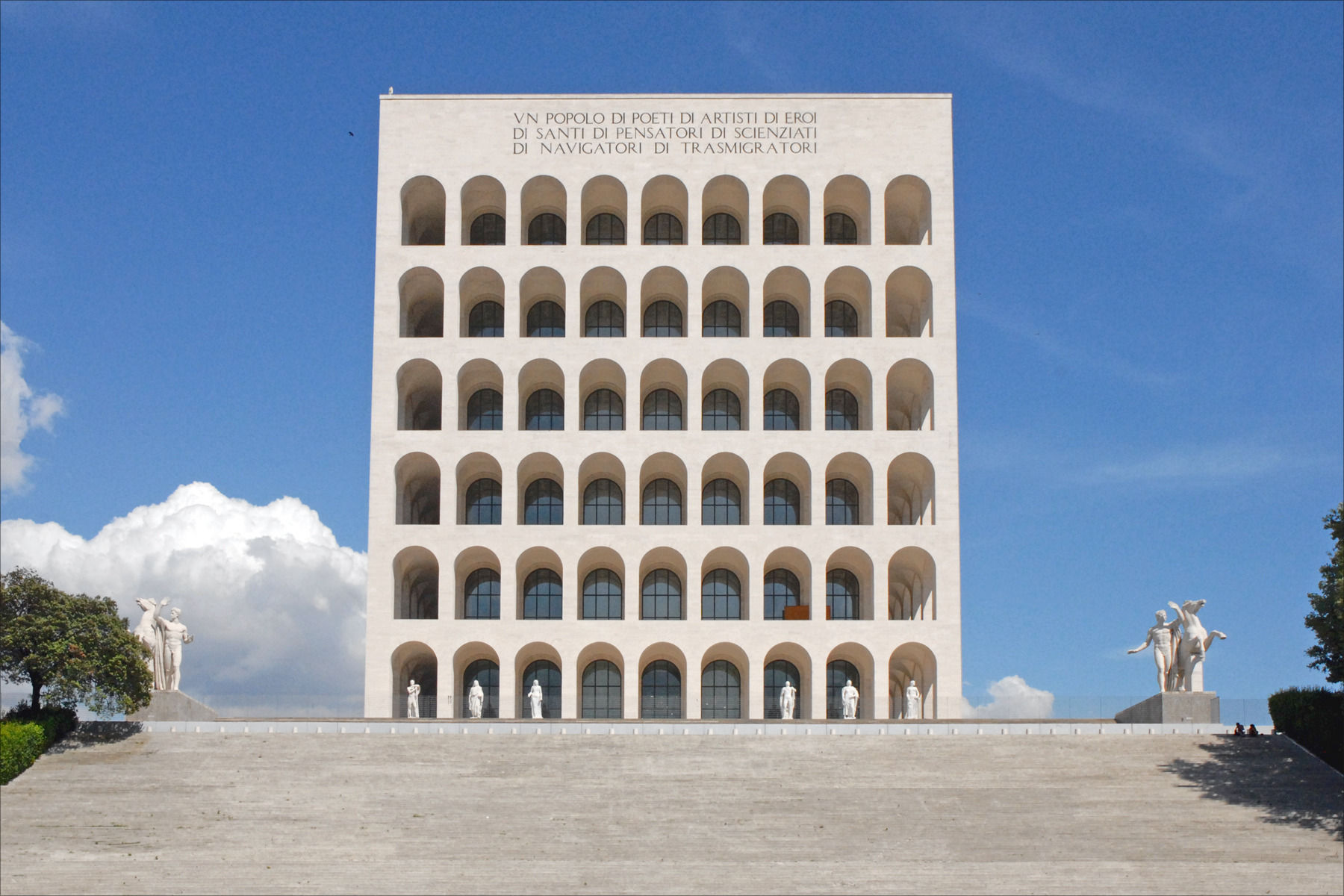 Palazzo della Civilta Italiana - Square Colosseum Low-poly 3D model_4