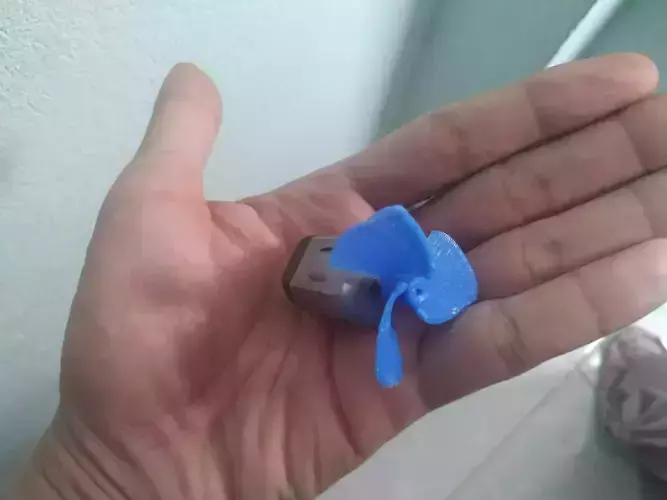 mini desktop fan