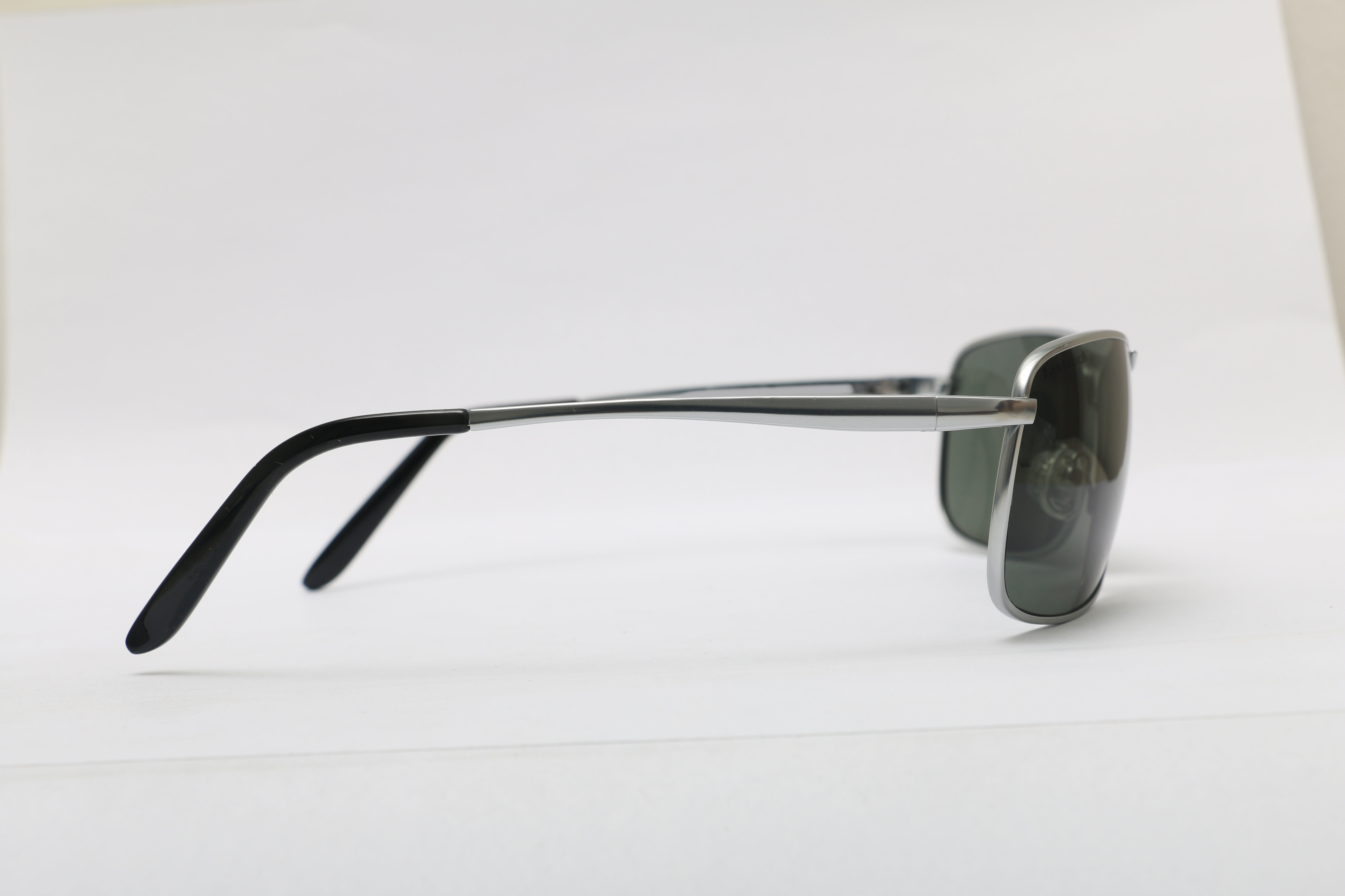 Eyeglasses for Men and Women 3D print model_14