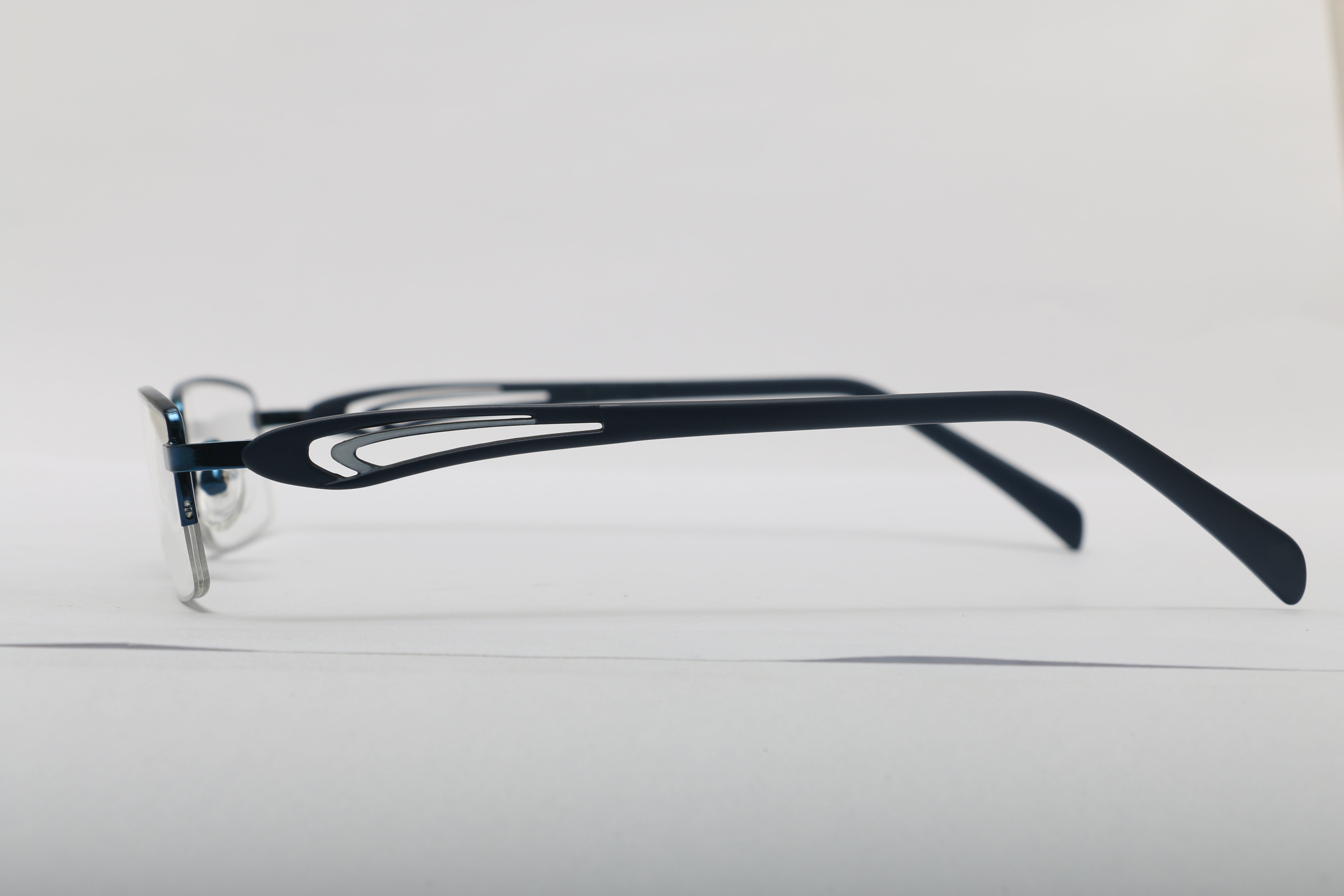 Eyeglasses for Men and Women 3D print model_5
