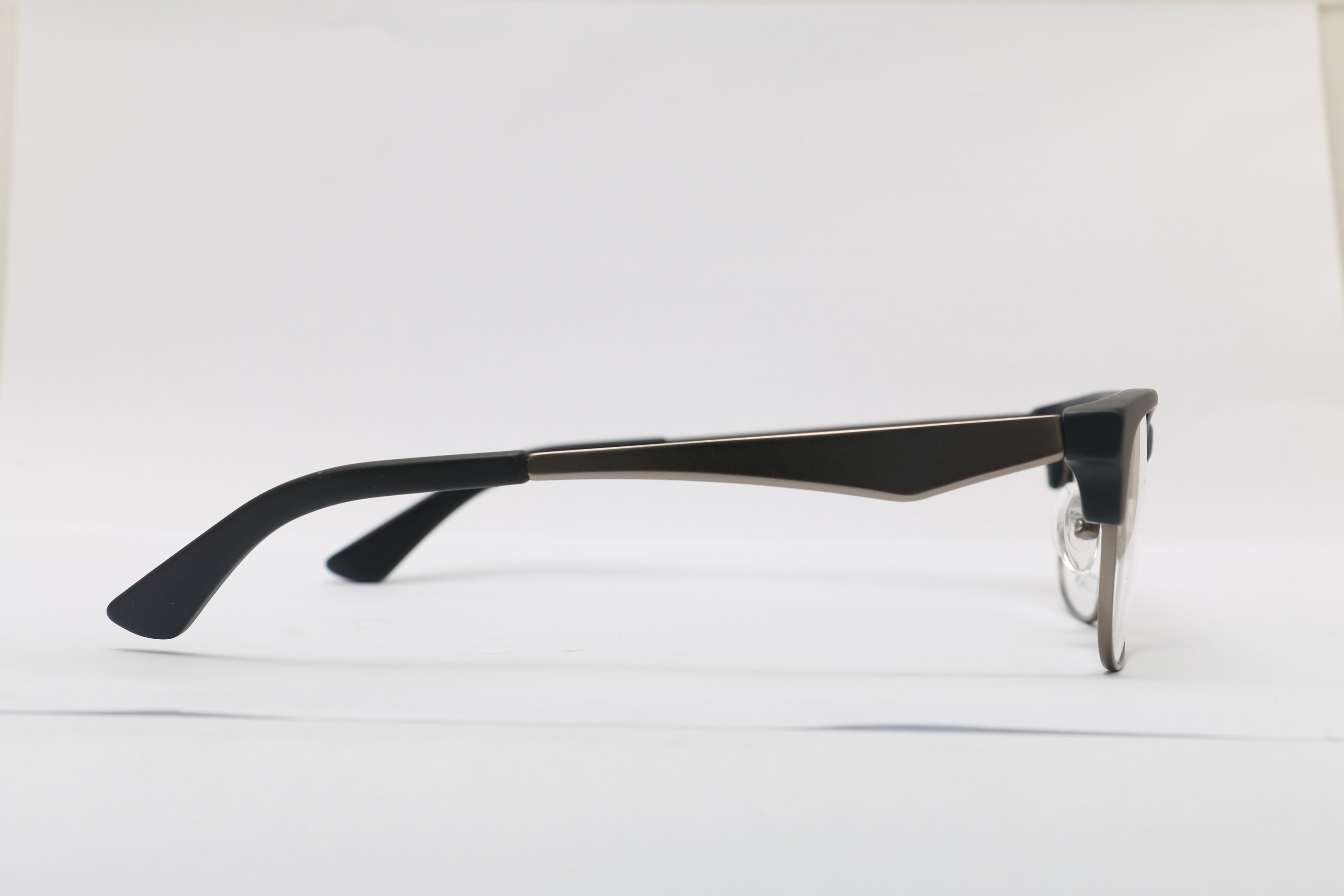 Eyeglasses for Men and Women 3D print model_7
