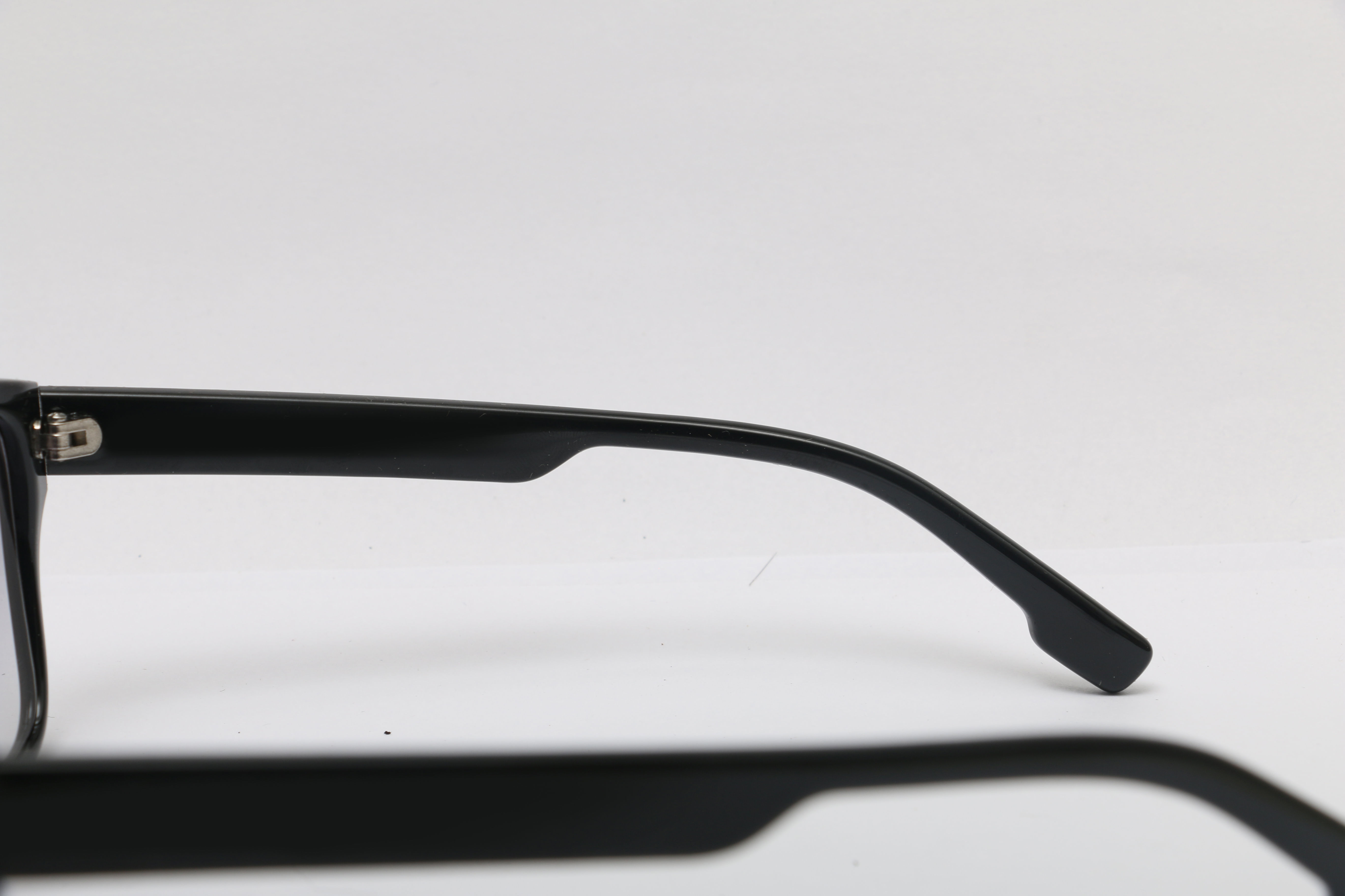 Eyeglasses for Men and Women 3D print model_13