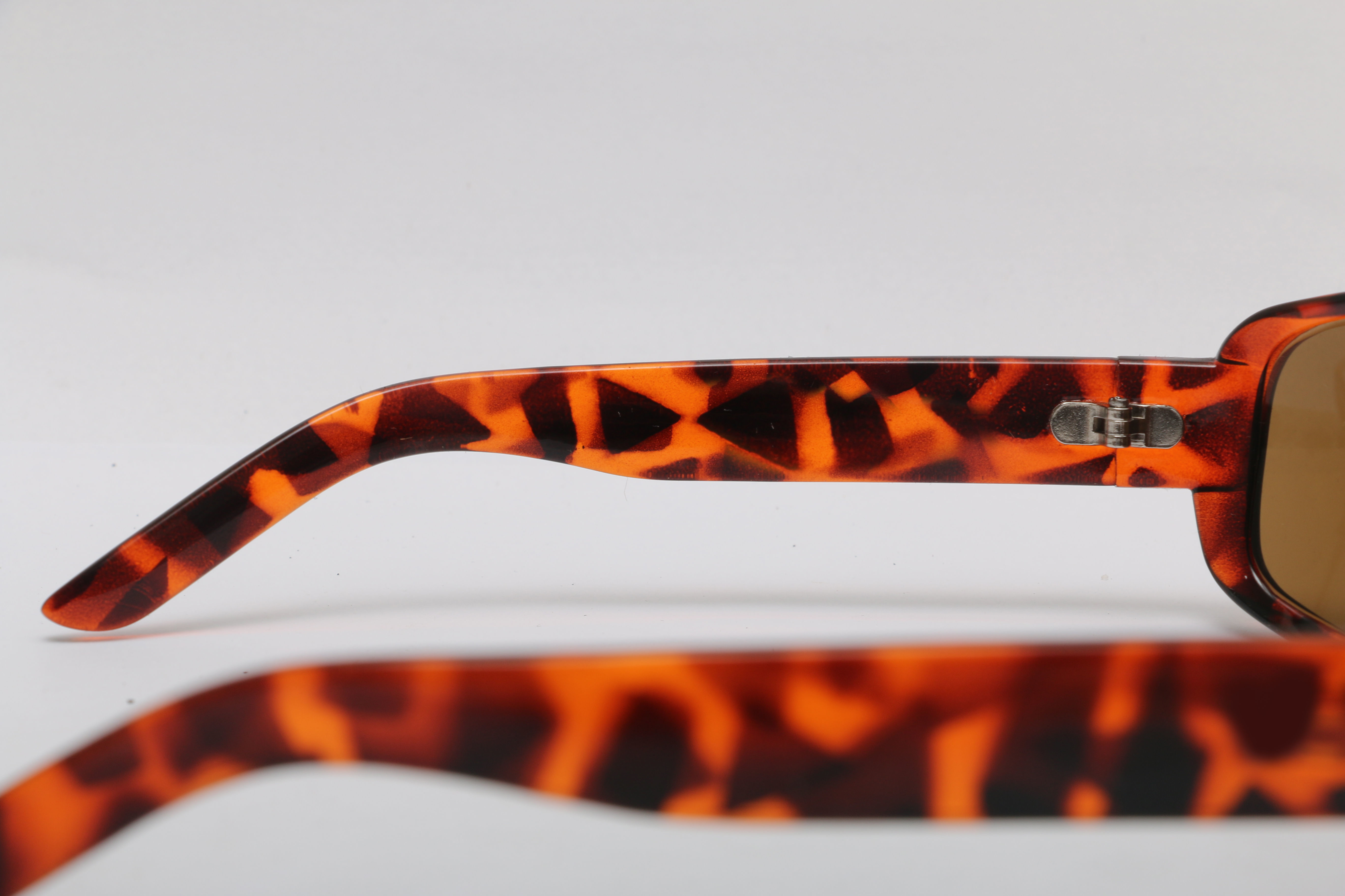 Eyeglasses for Men and Women 3D print model_22