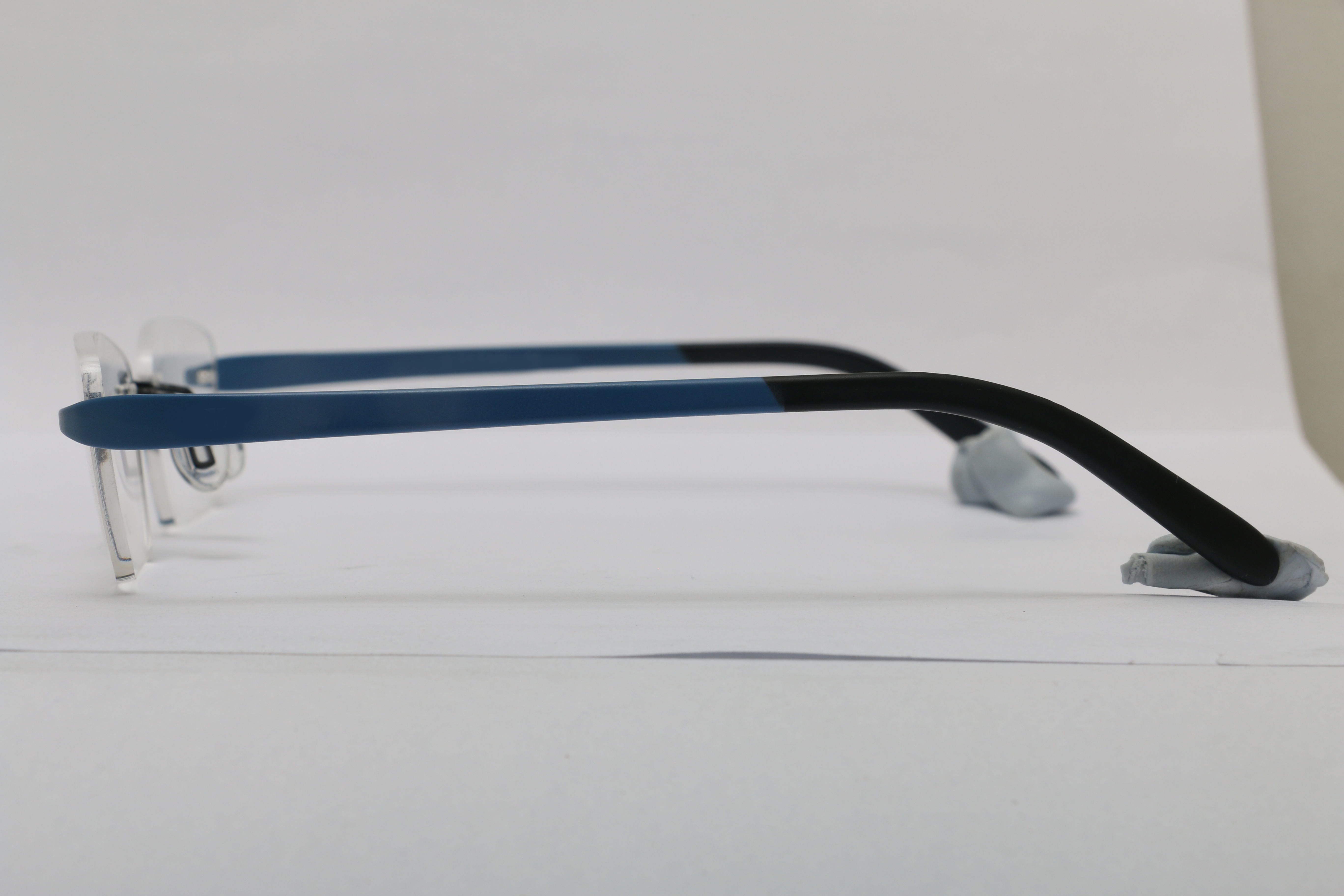 Eyeglasses for Men and Women 3D print model_5