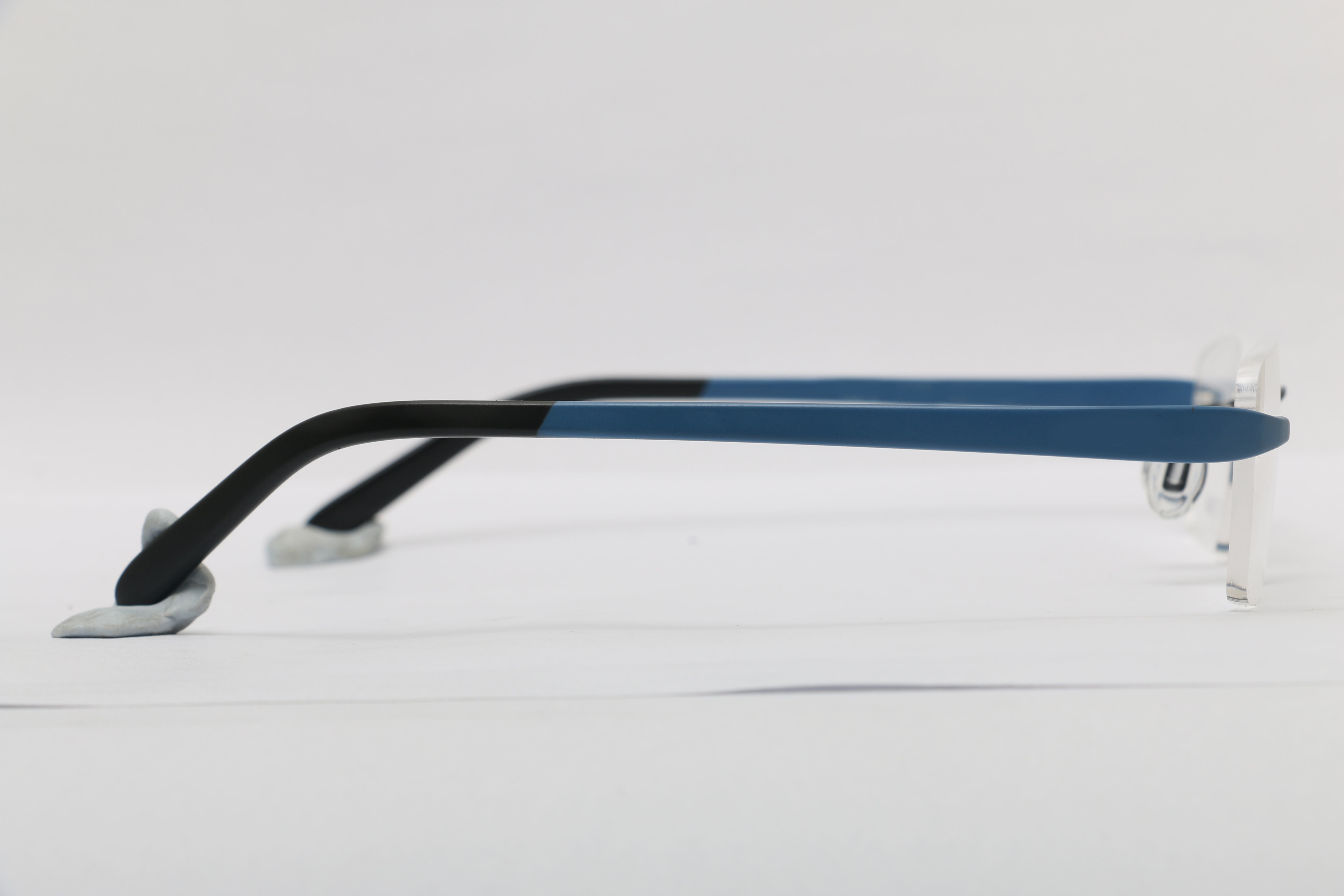 Eyeglasses for Men and Women 3D print model_7