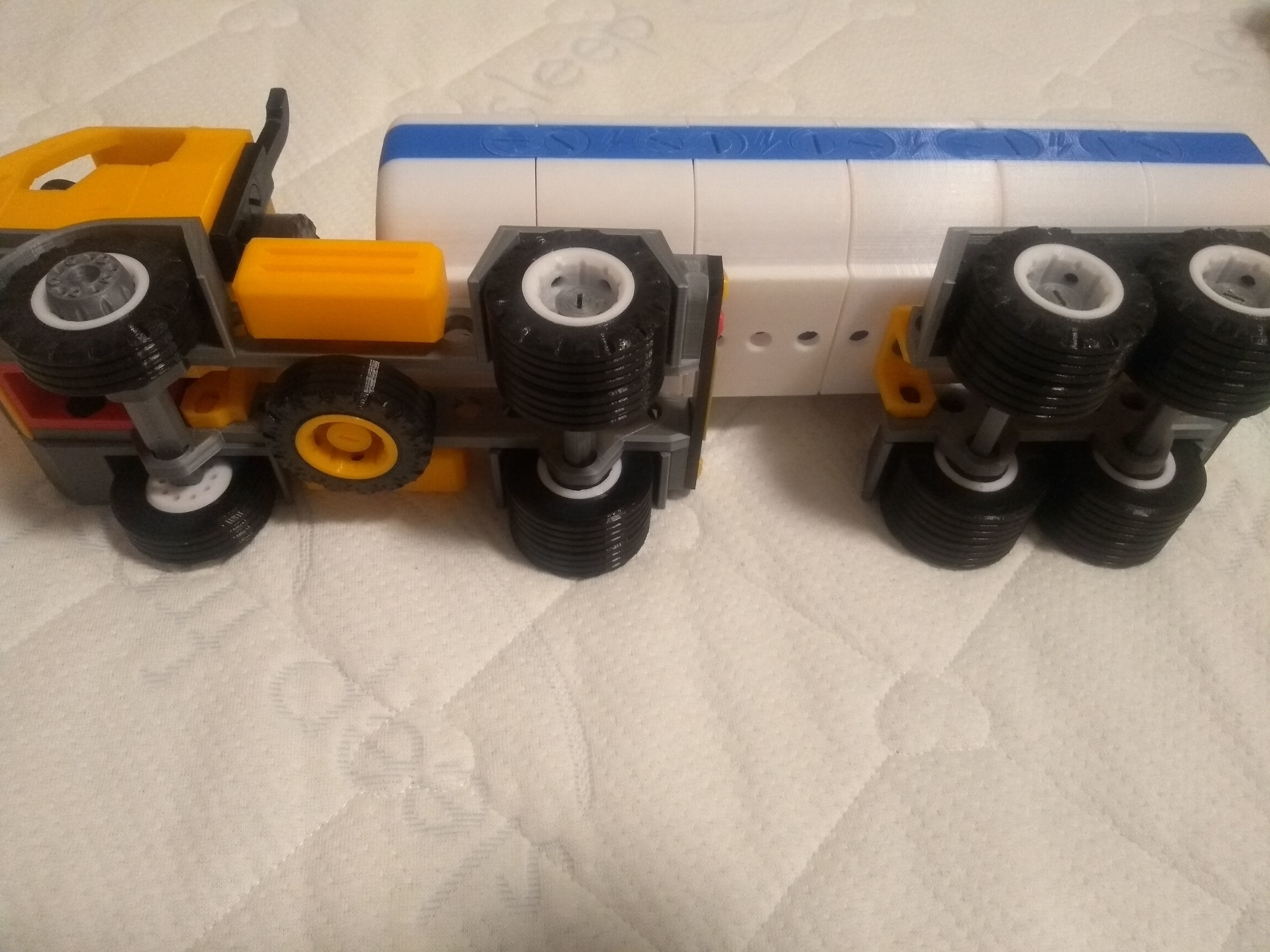 Semi truck toy - fully 3D printable - assembly experience 3D print model_15