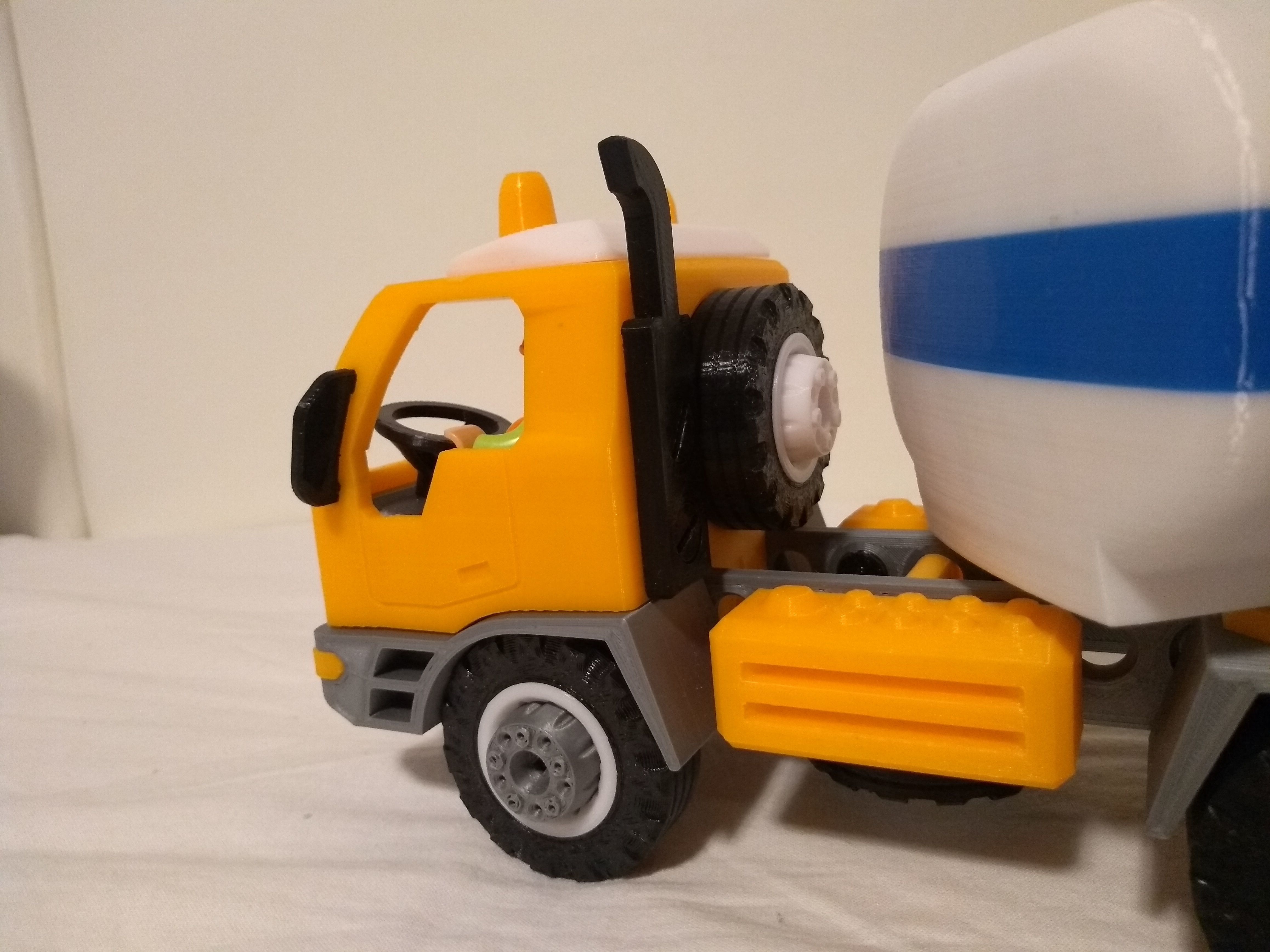 Semi truck toy - fully 3D printable - assembly experience 3D print model_10