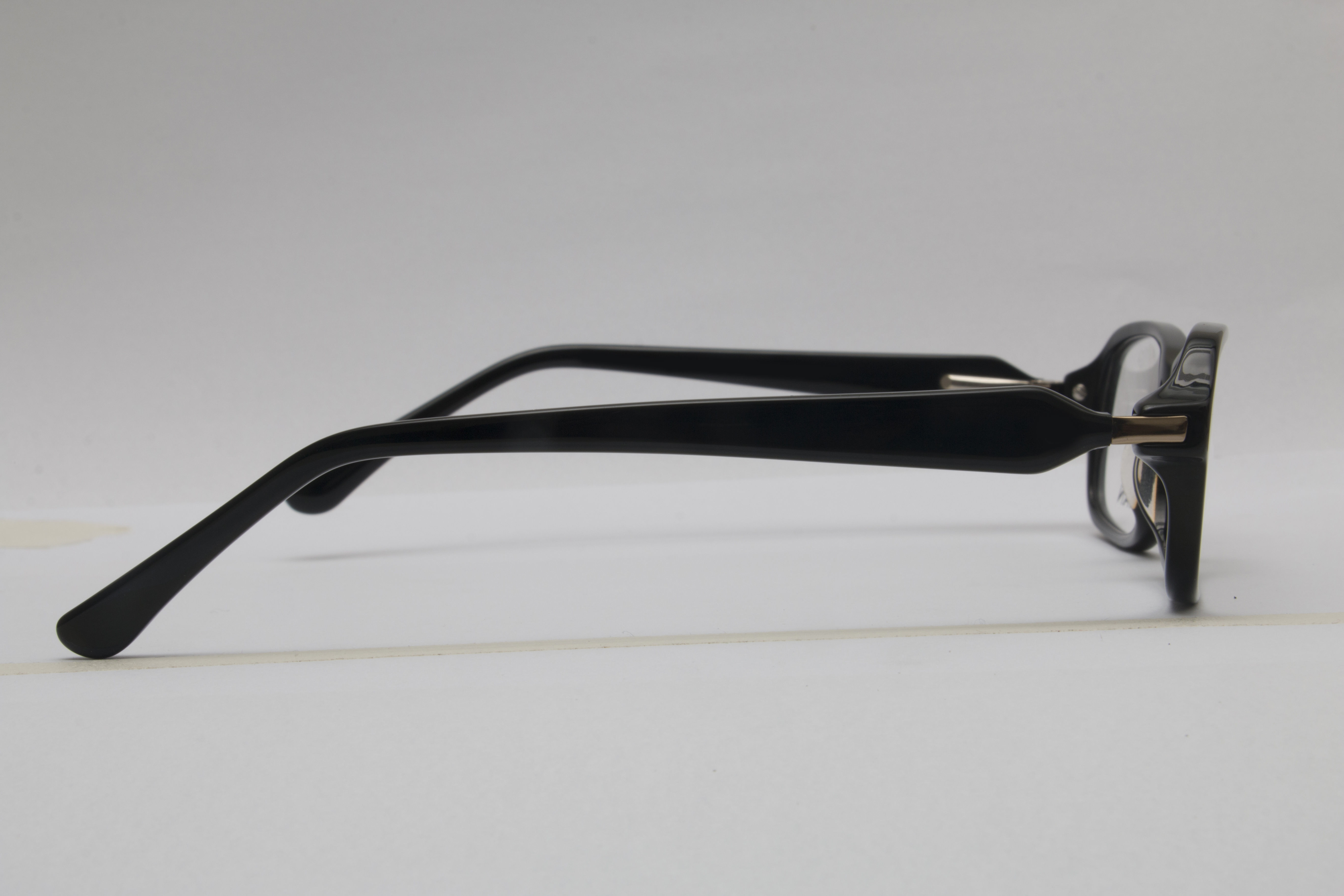 Eyeglasses for Men and Women 3D print model_11