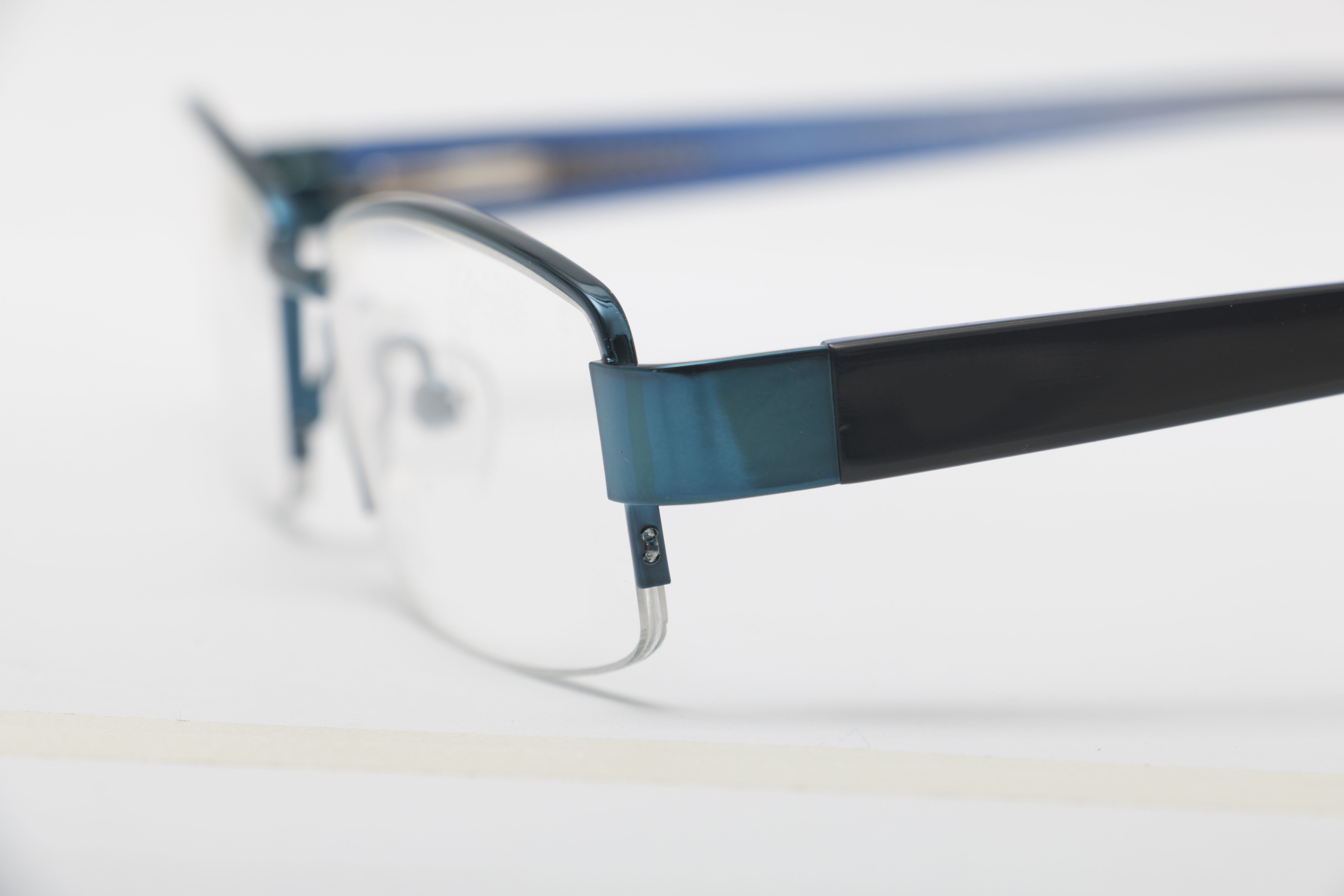 Eyeglasses for Men and Women 3D print model_5