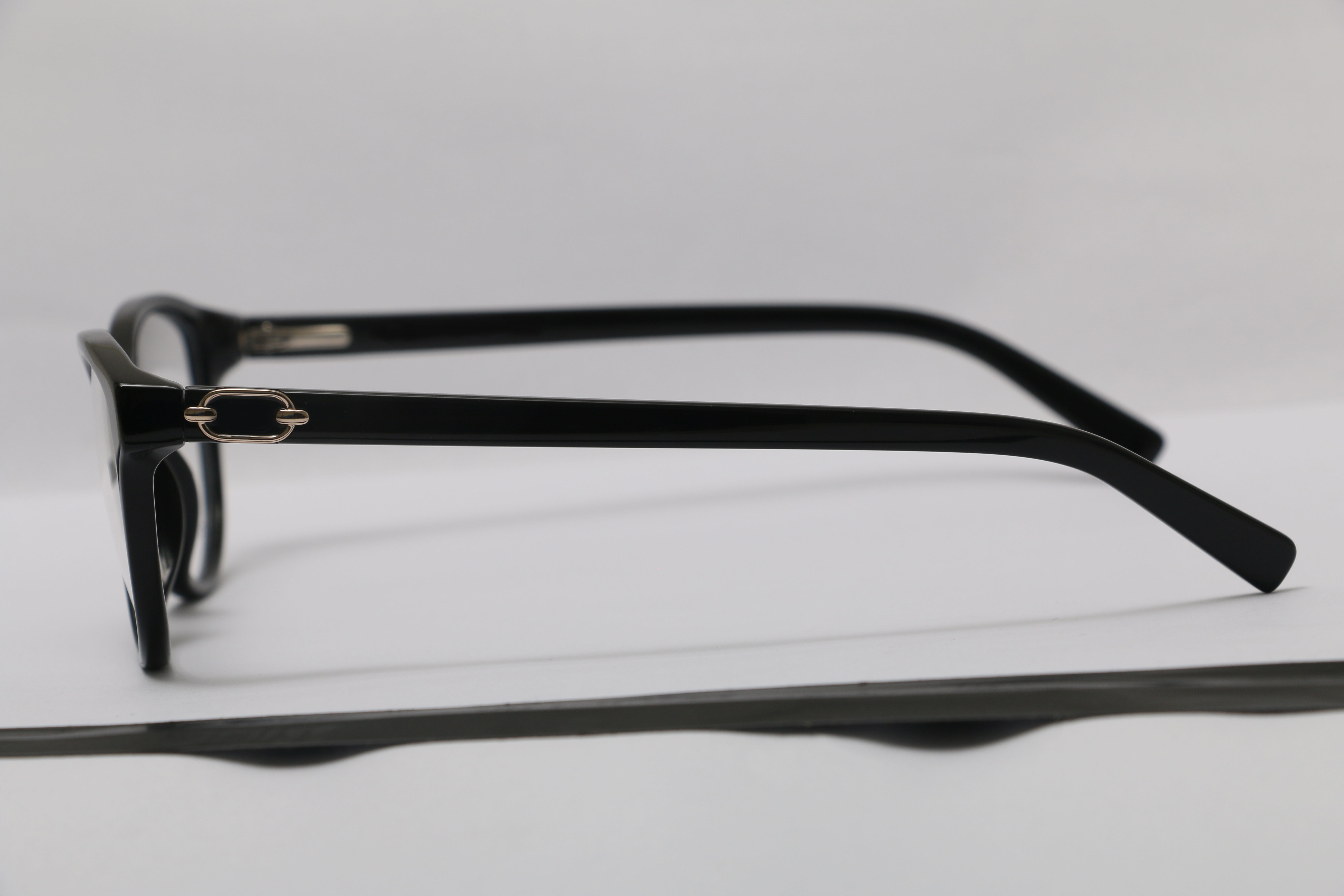 Eyeglasses for Men and Women 3D print model_5