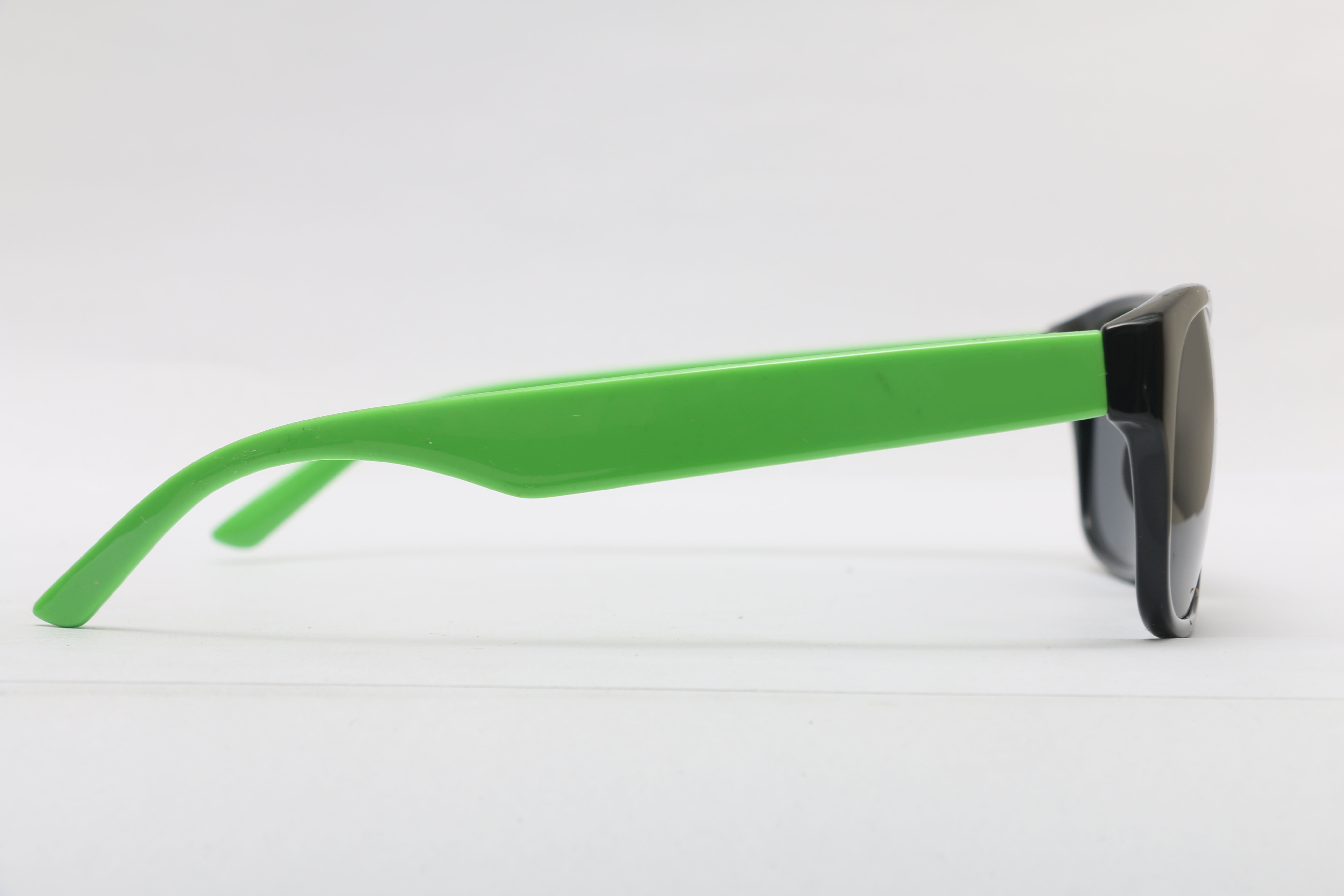 Eyeglasses for Men and Women 3D print model_19