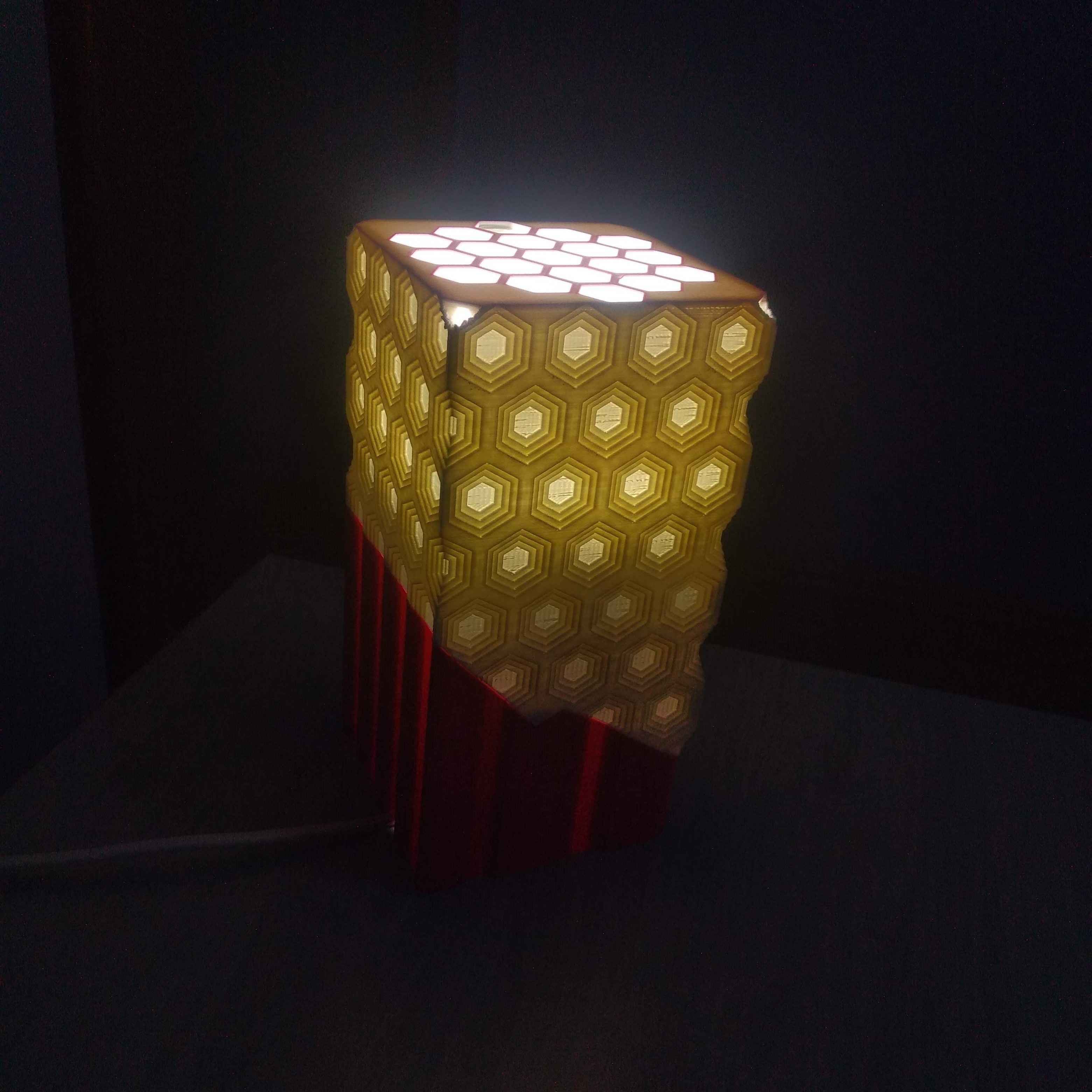 desk lamp hex  3D print model_2