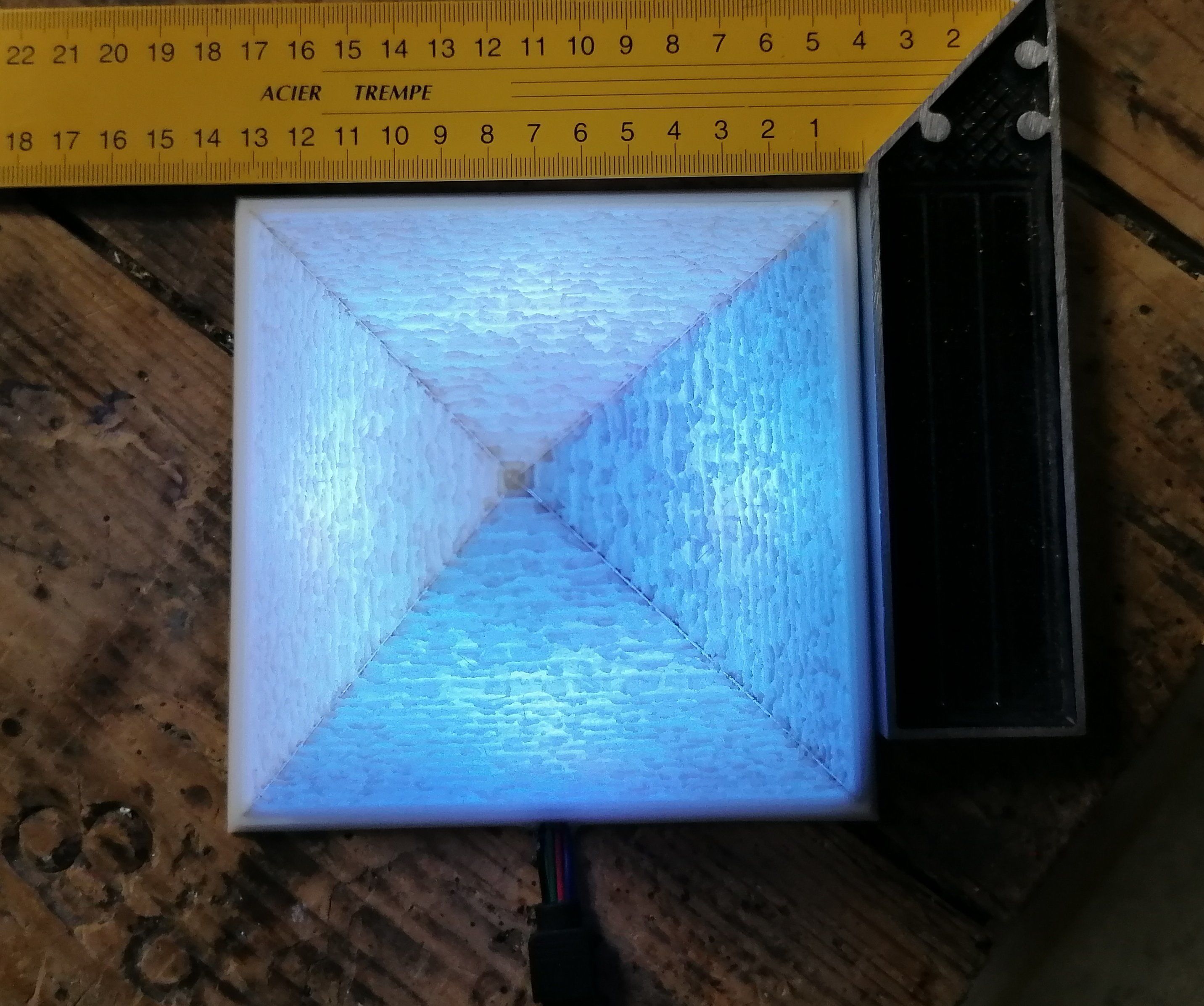 Pyramid litophane lamp 3D print model_2