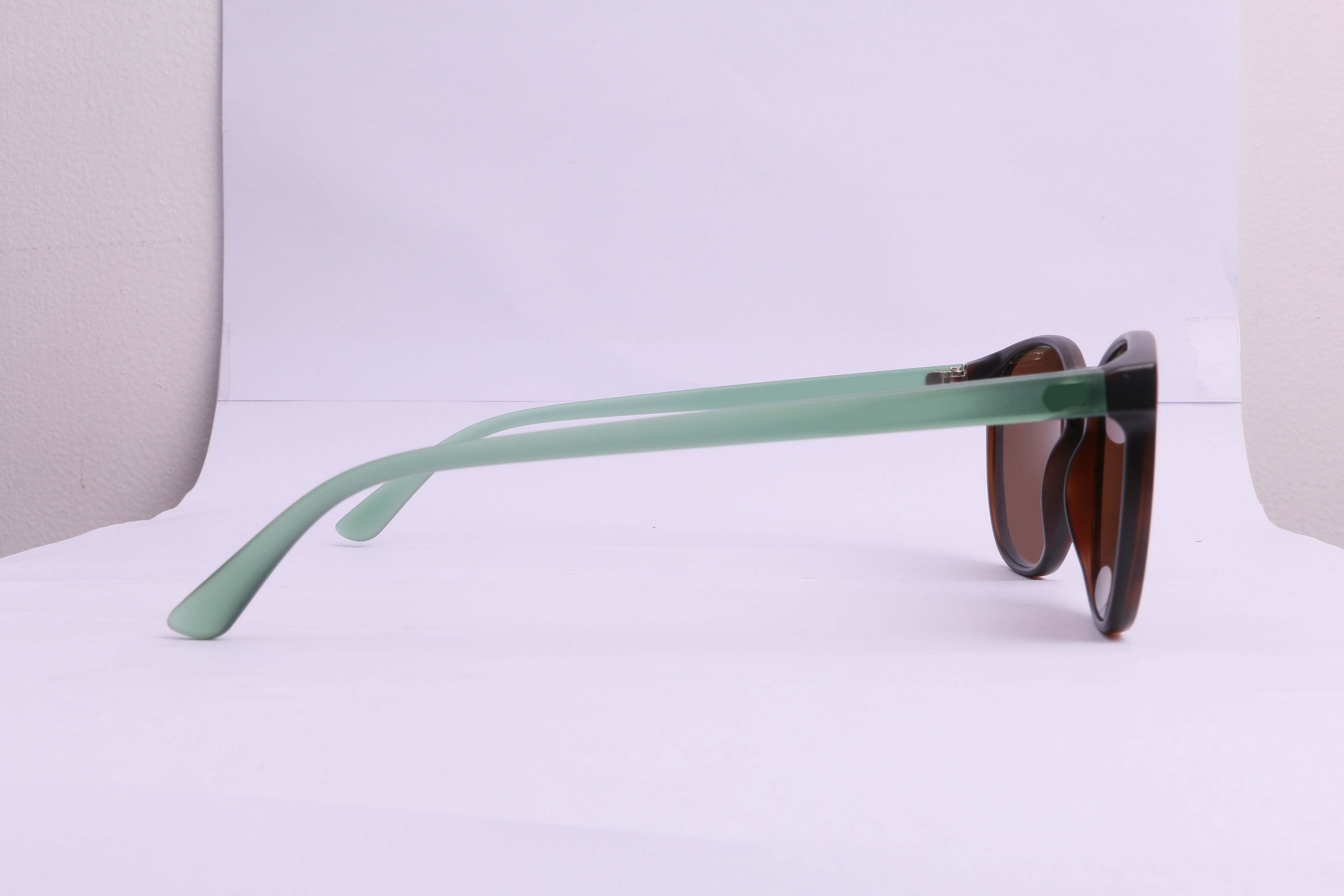 Eyeglasses for Men and Women 3D print model_14