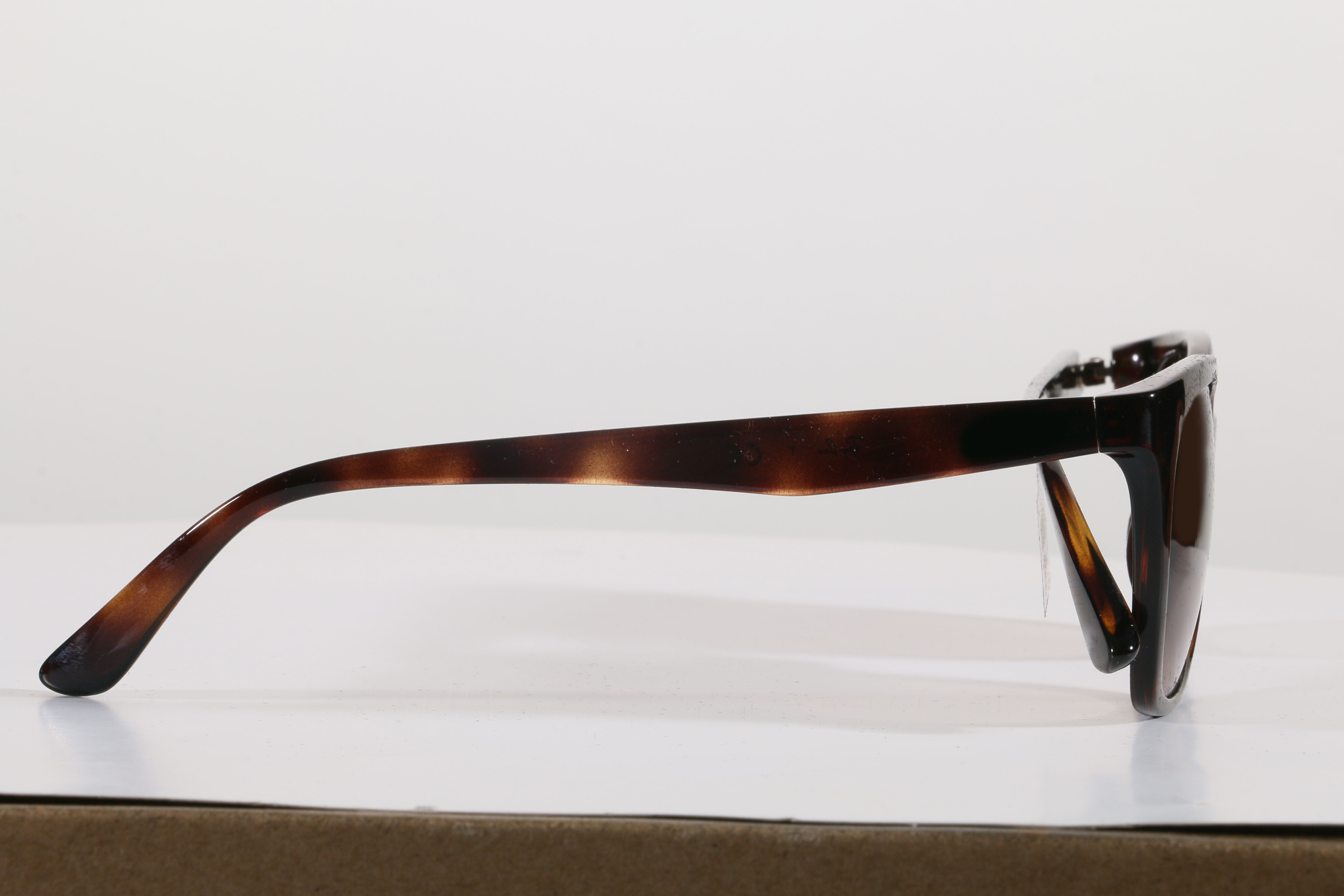 Eyeglasses for Men and Women 3D print model_15