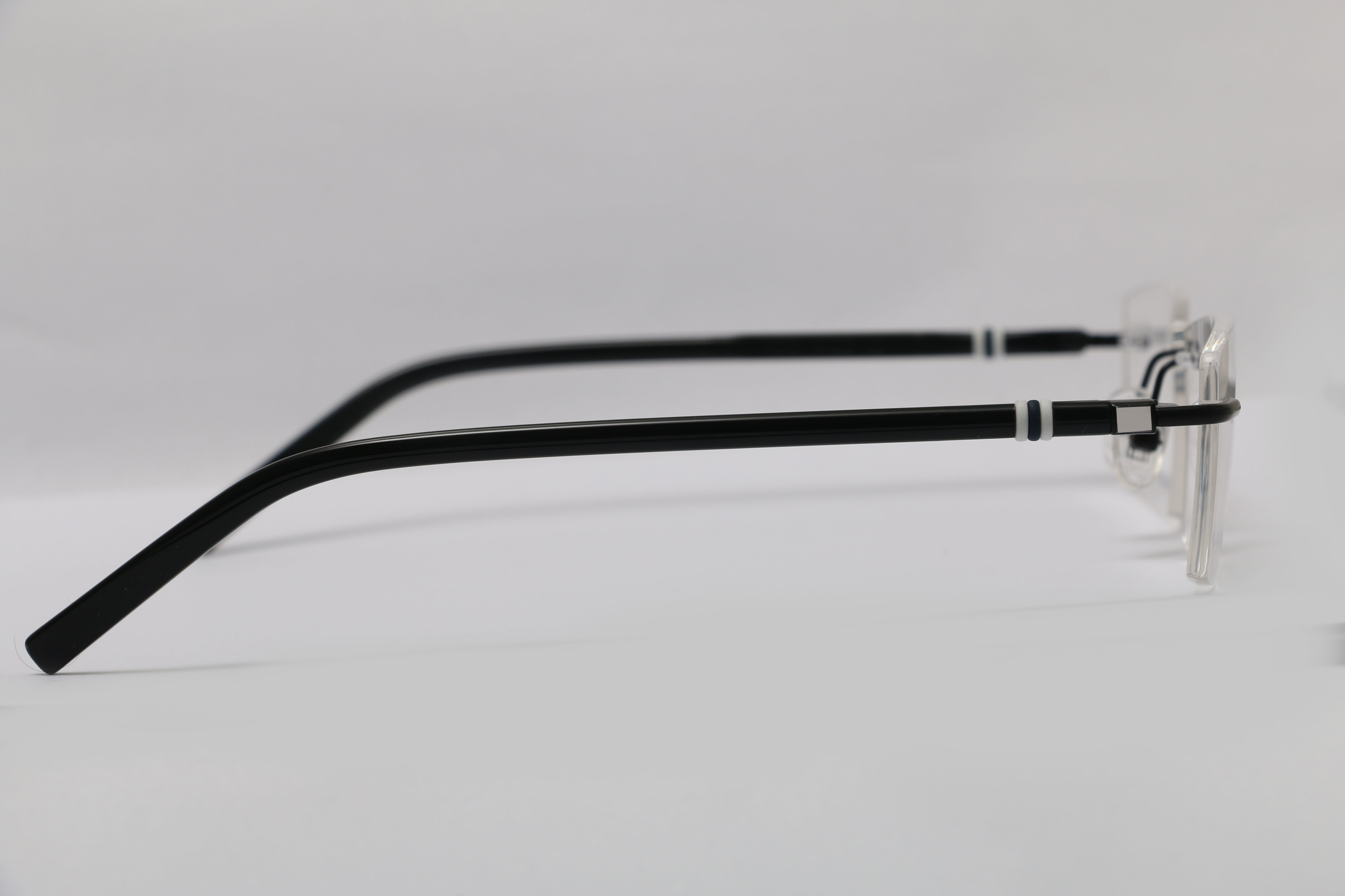 Eyeglasses for Men and Women 3D print model_6