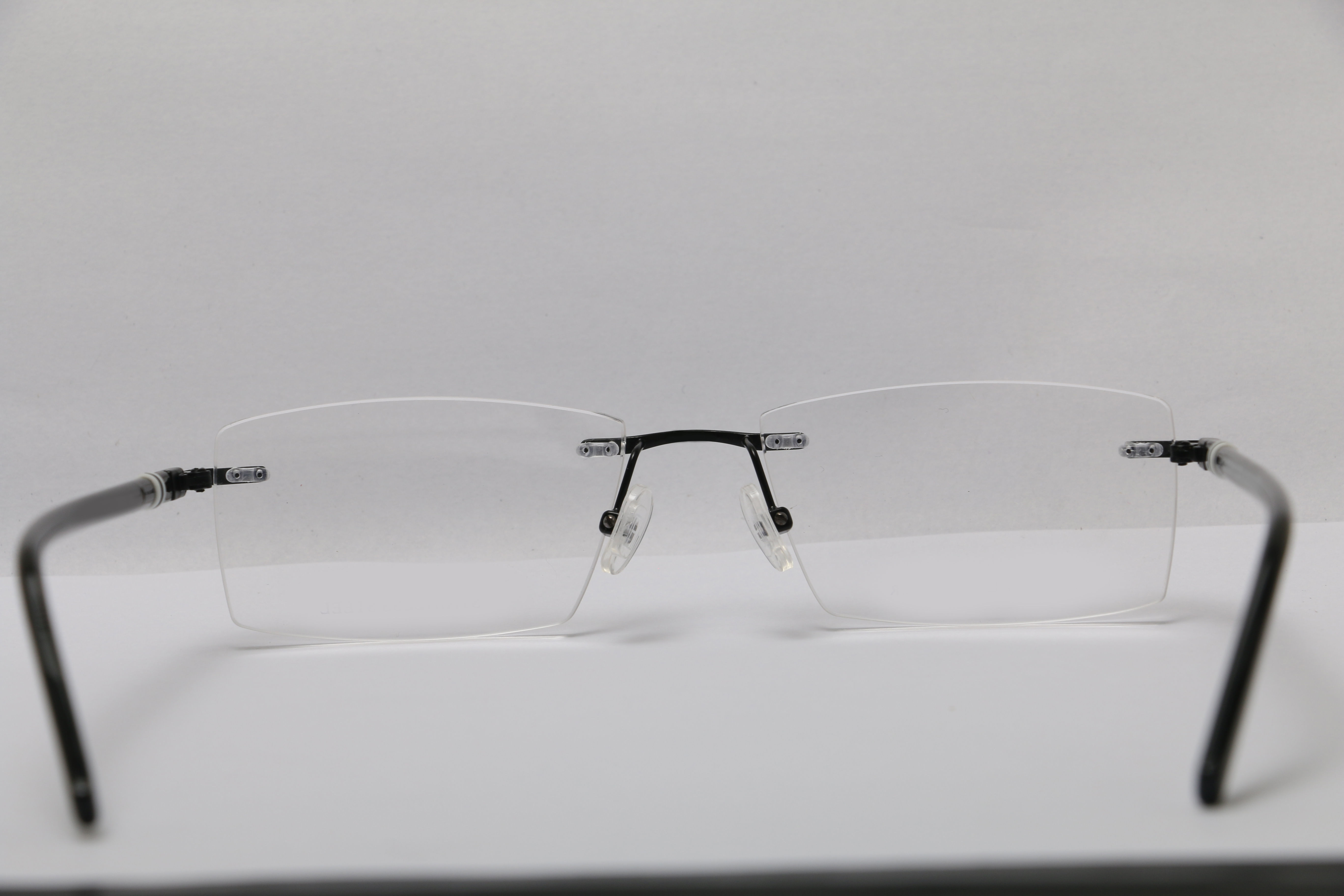 Eyeglasses for Men and Women 3D print model_7