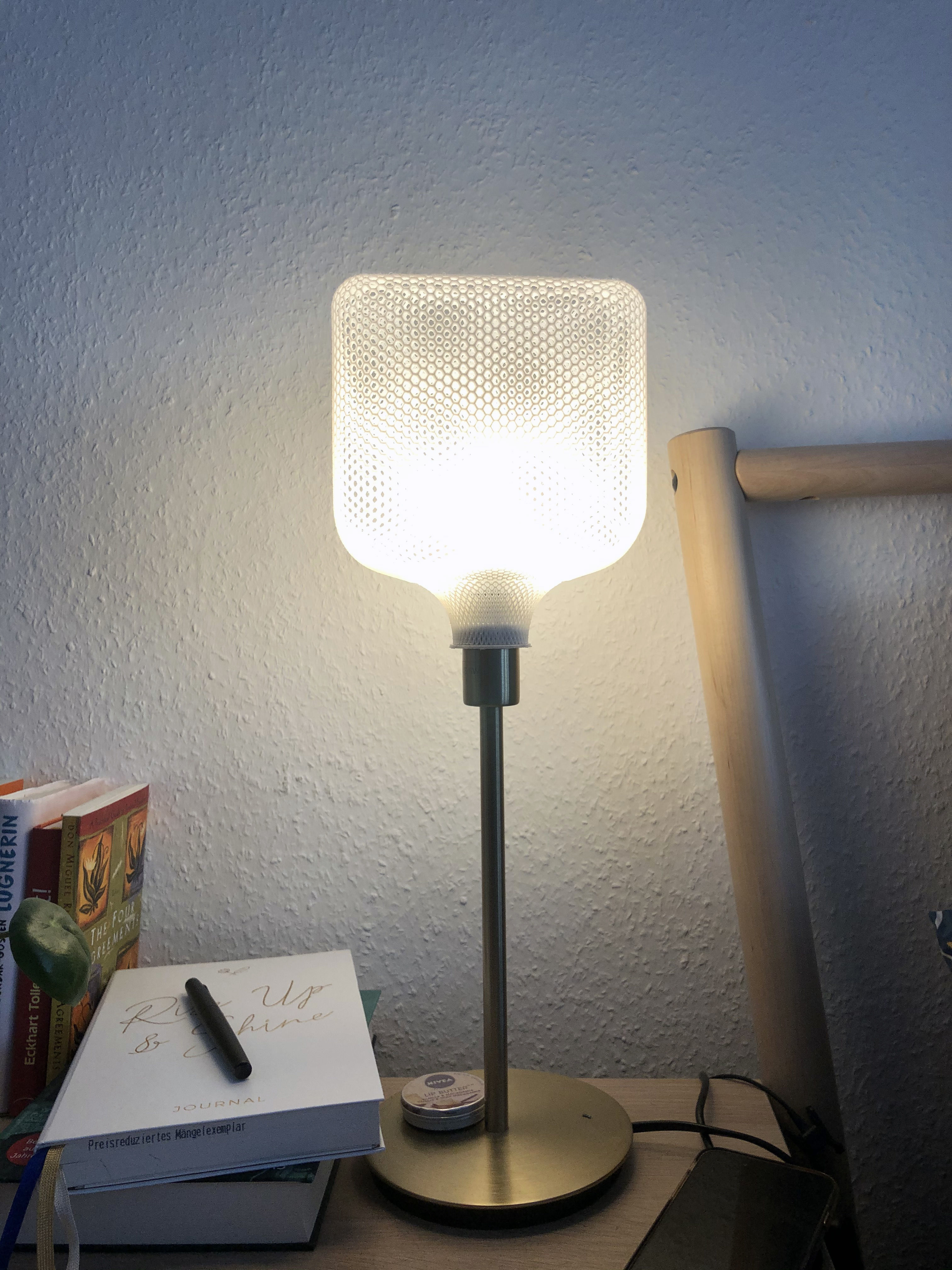 Flat Cube lampshade for table lamp or ceiling 3D print model_7