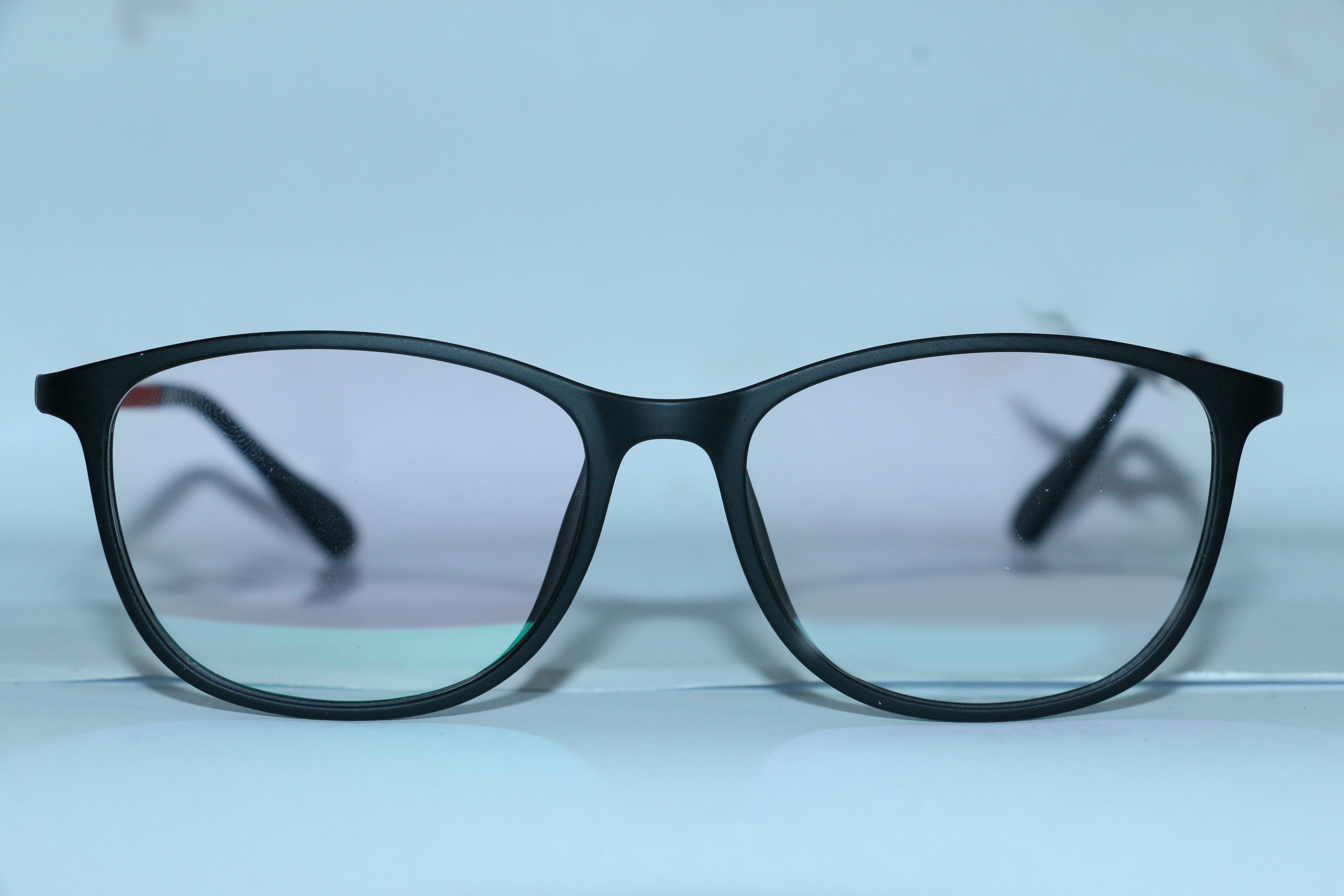 Eyeglasses for Men and Women 3D print model_4