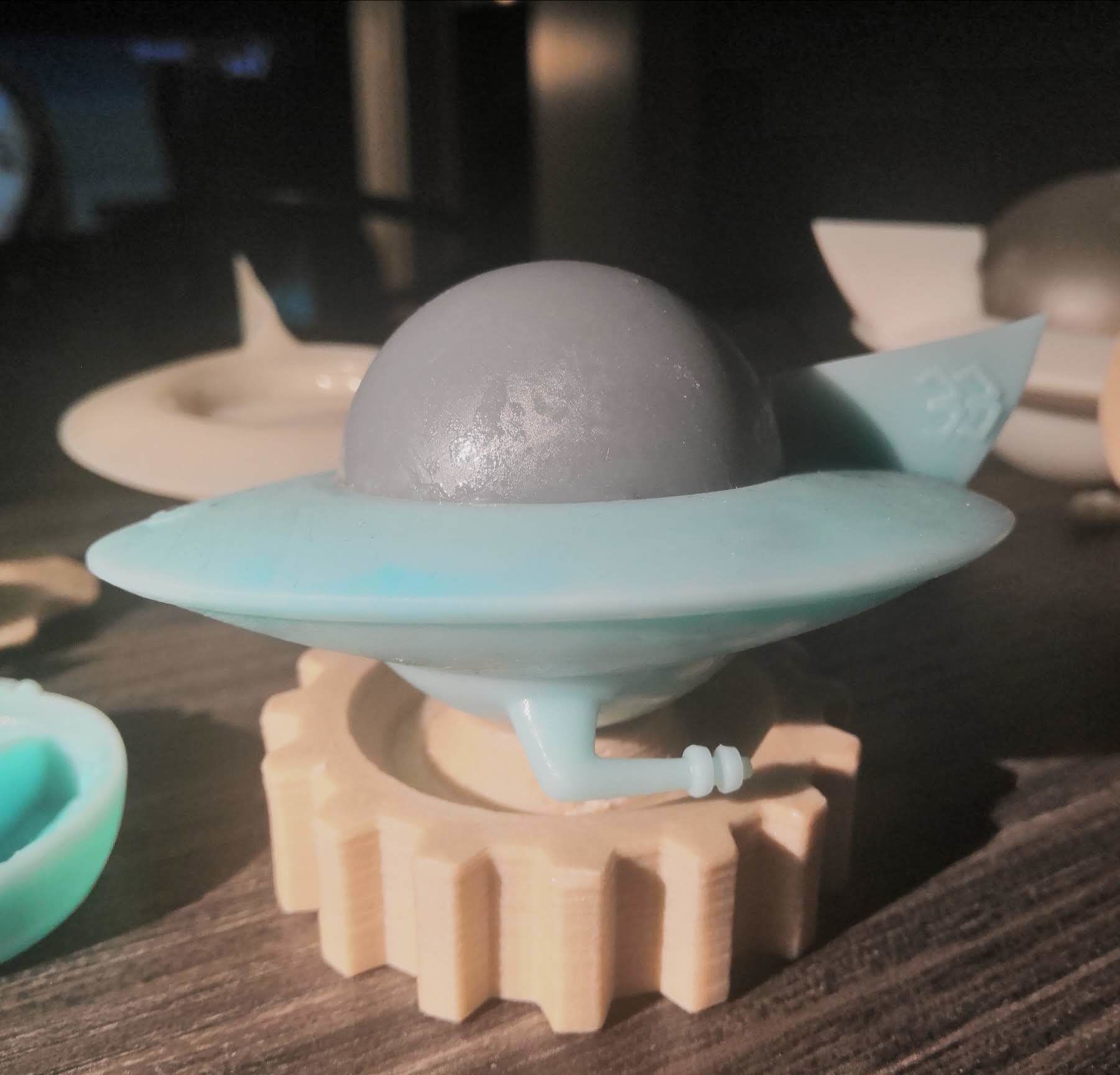The Jetsons Family Saucer Free 3D print model_1