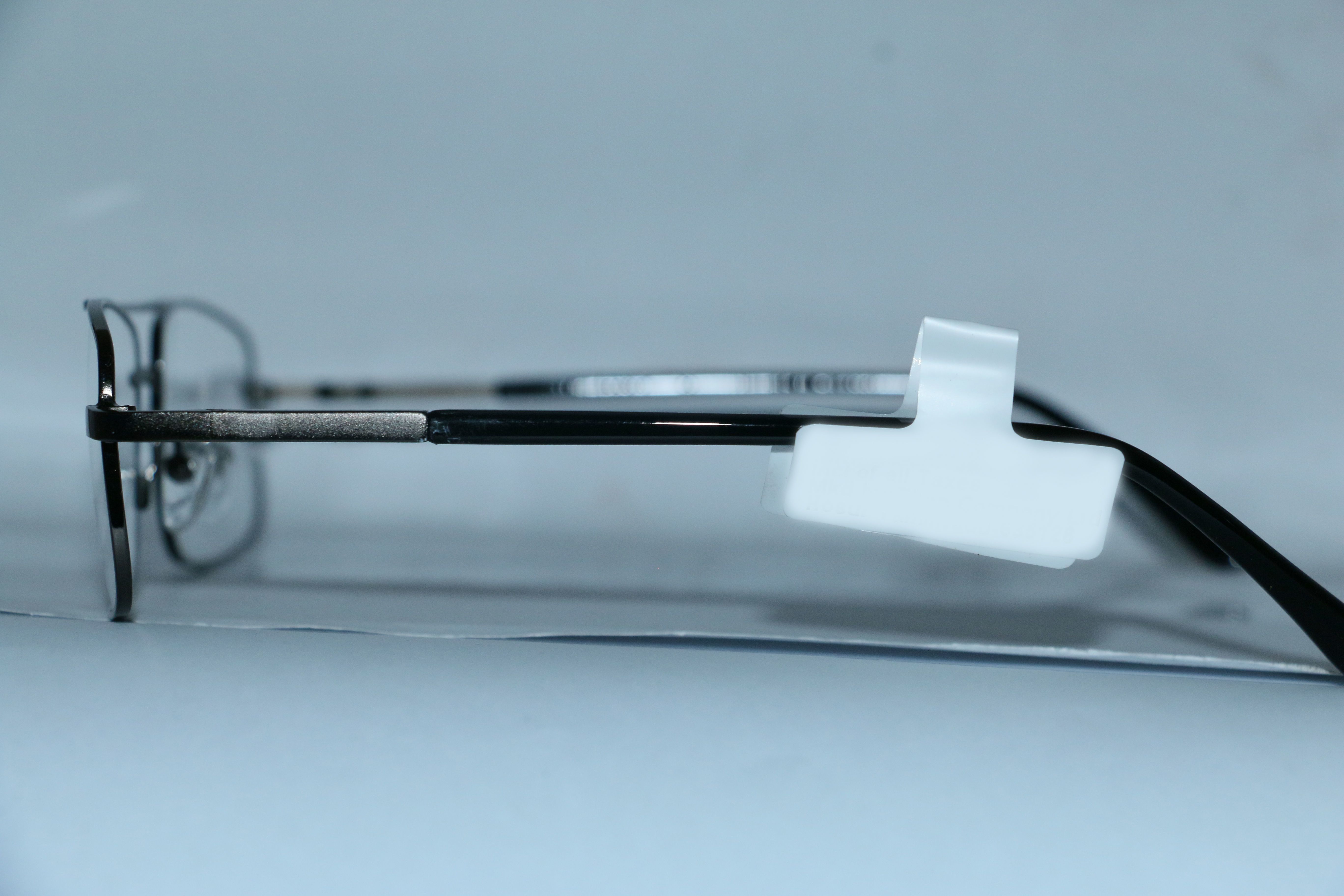 Eyeglasses for Men and Women 3D print model_5