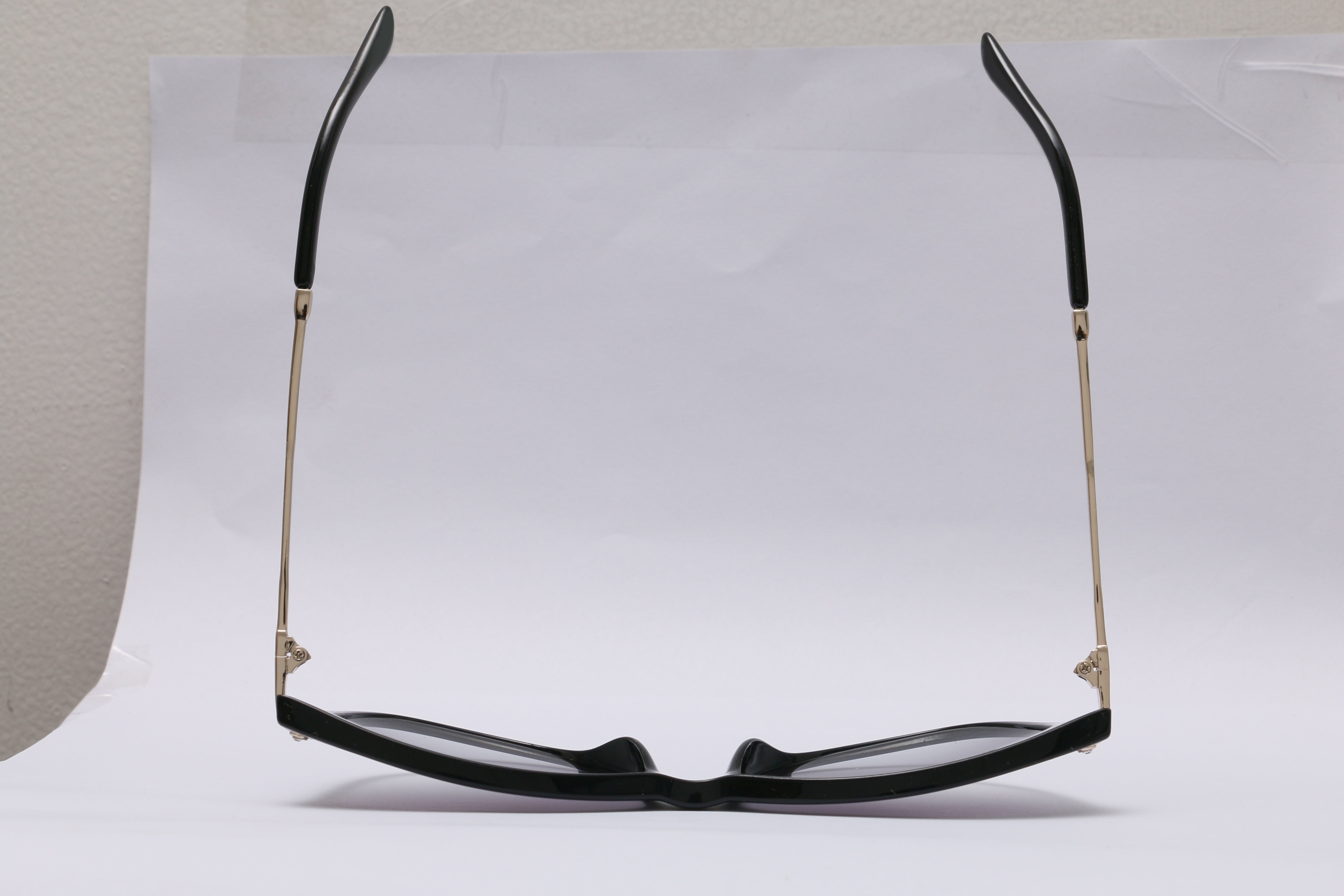 Eyeglasses for Men and Women 3D print model_16