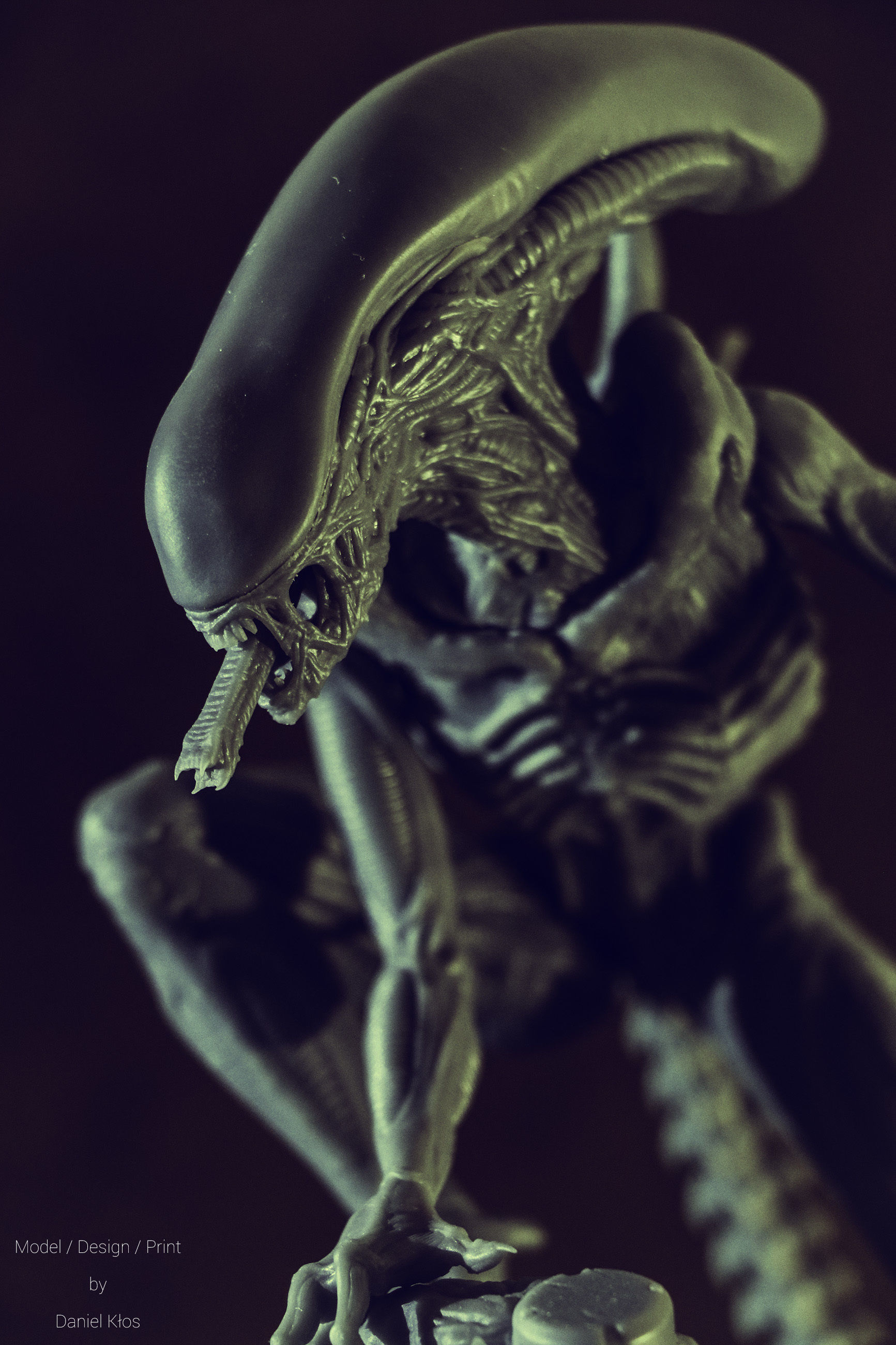 Alien Statue Fanart 3D print model_8