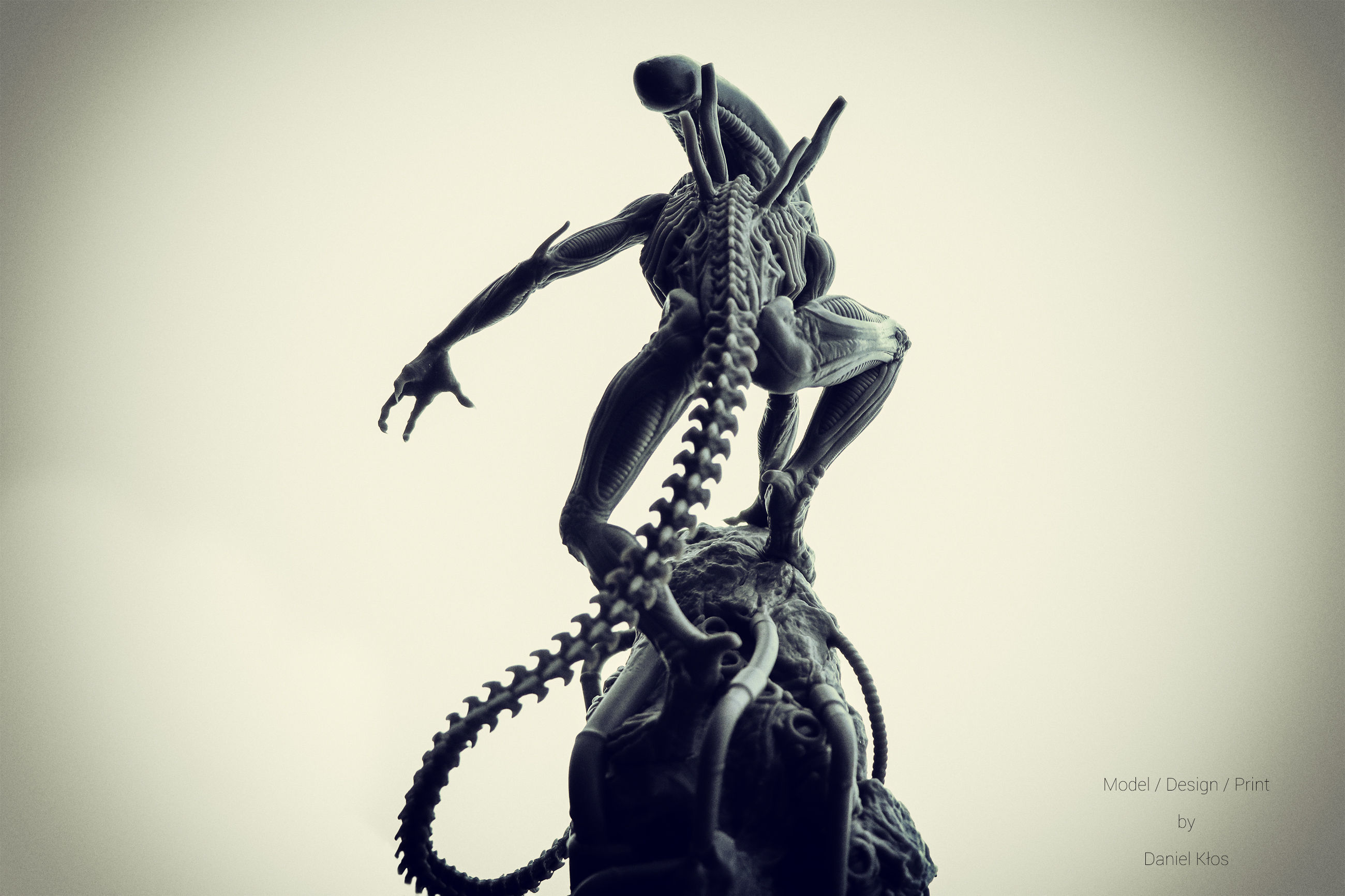 Alien Statue Fanart 3D print model_13