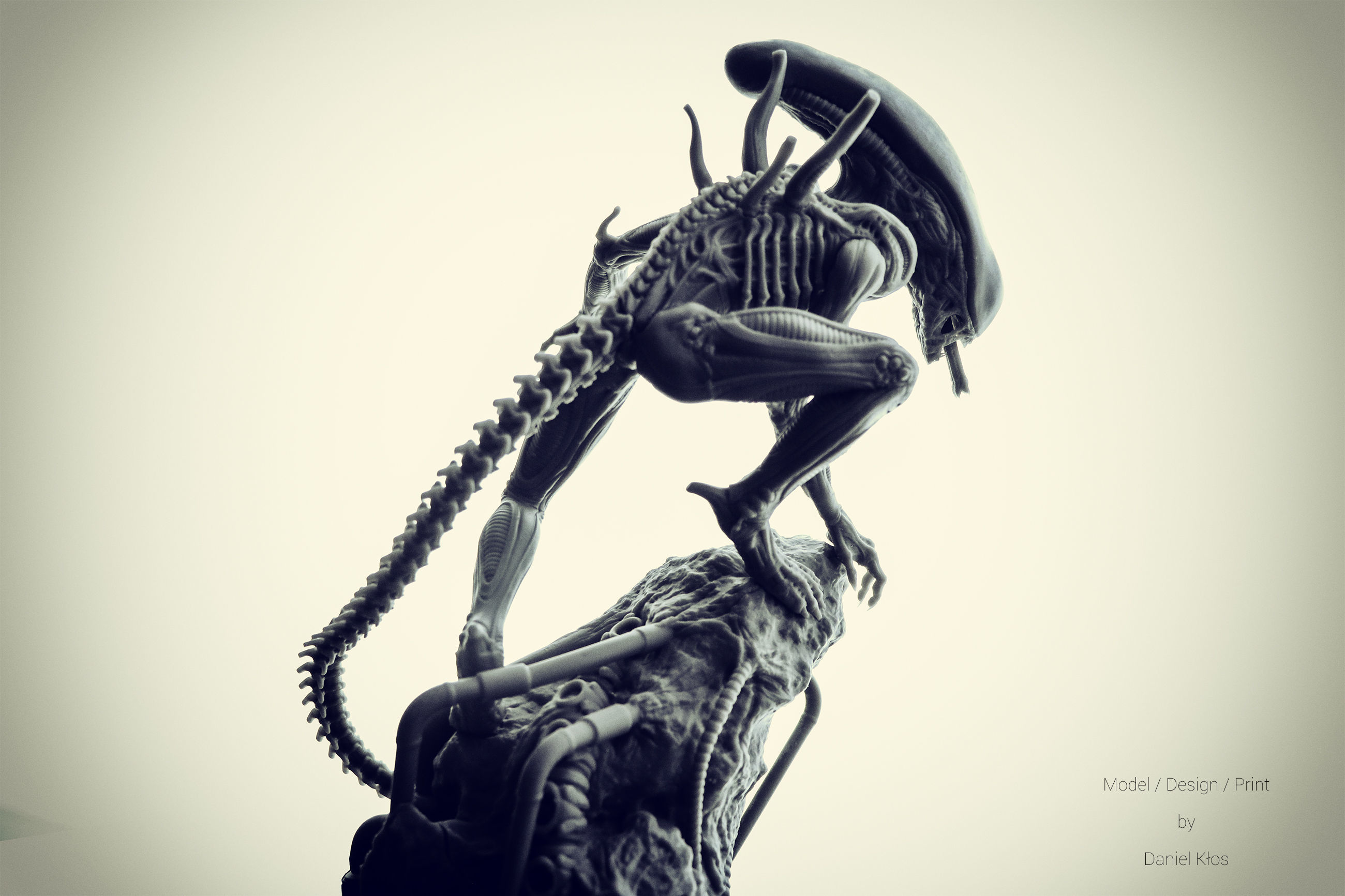 Alien Statue Fanart 3D print model_12