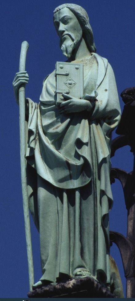 Statue 11 of saint Notre Dame 3D print model 3D print model_1