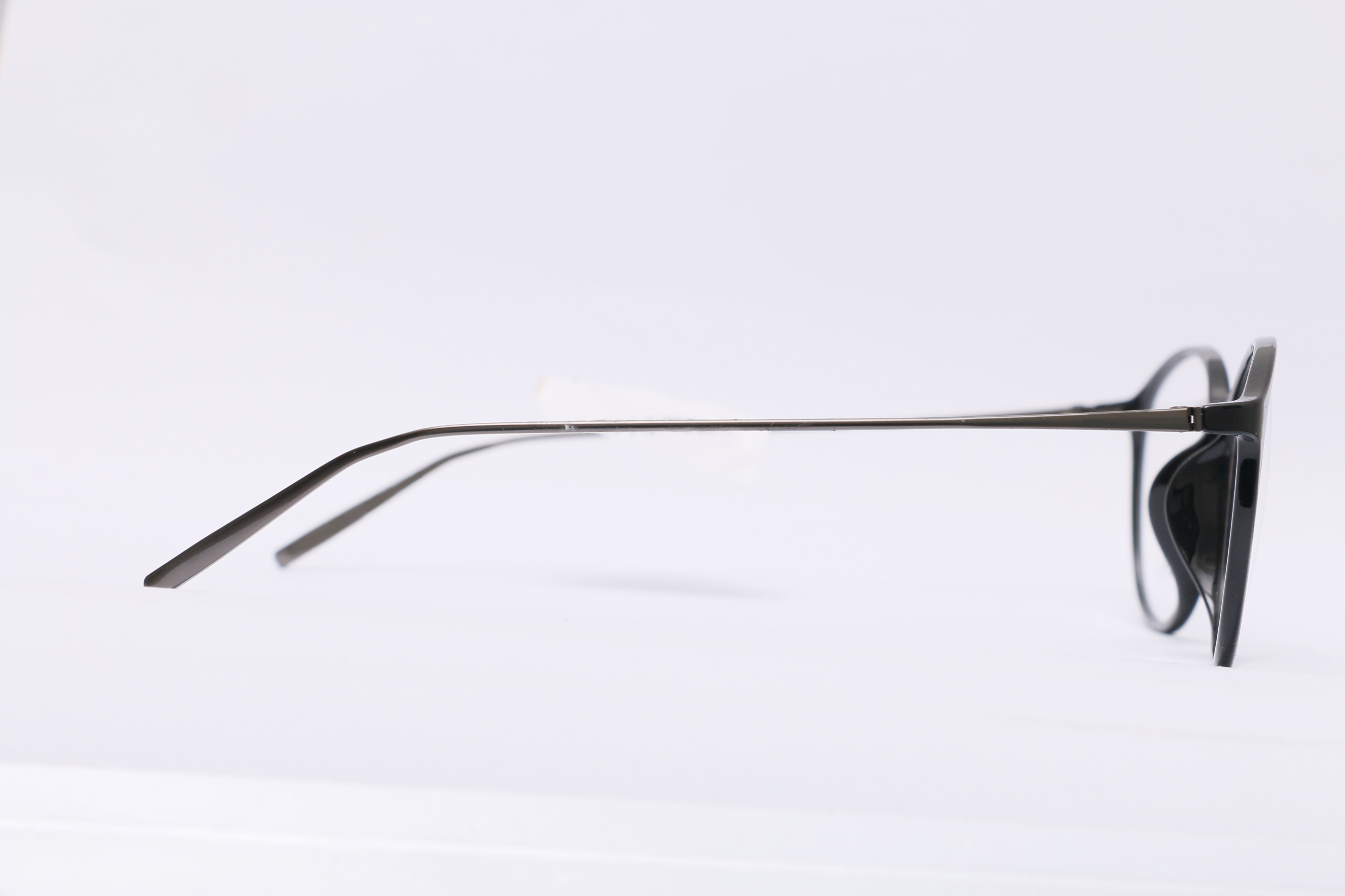 Eyeglasses for Men and Women 3D print model_7