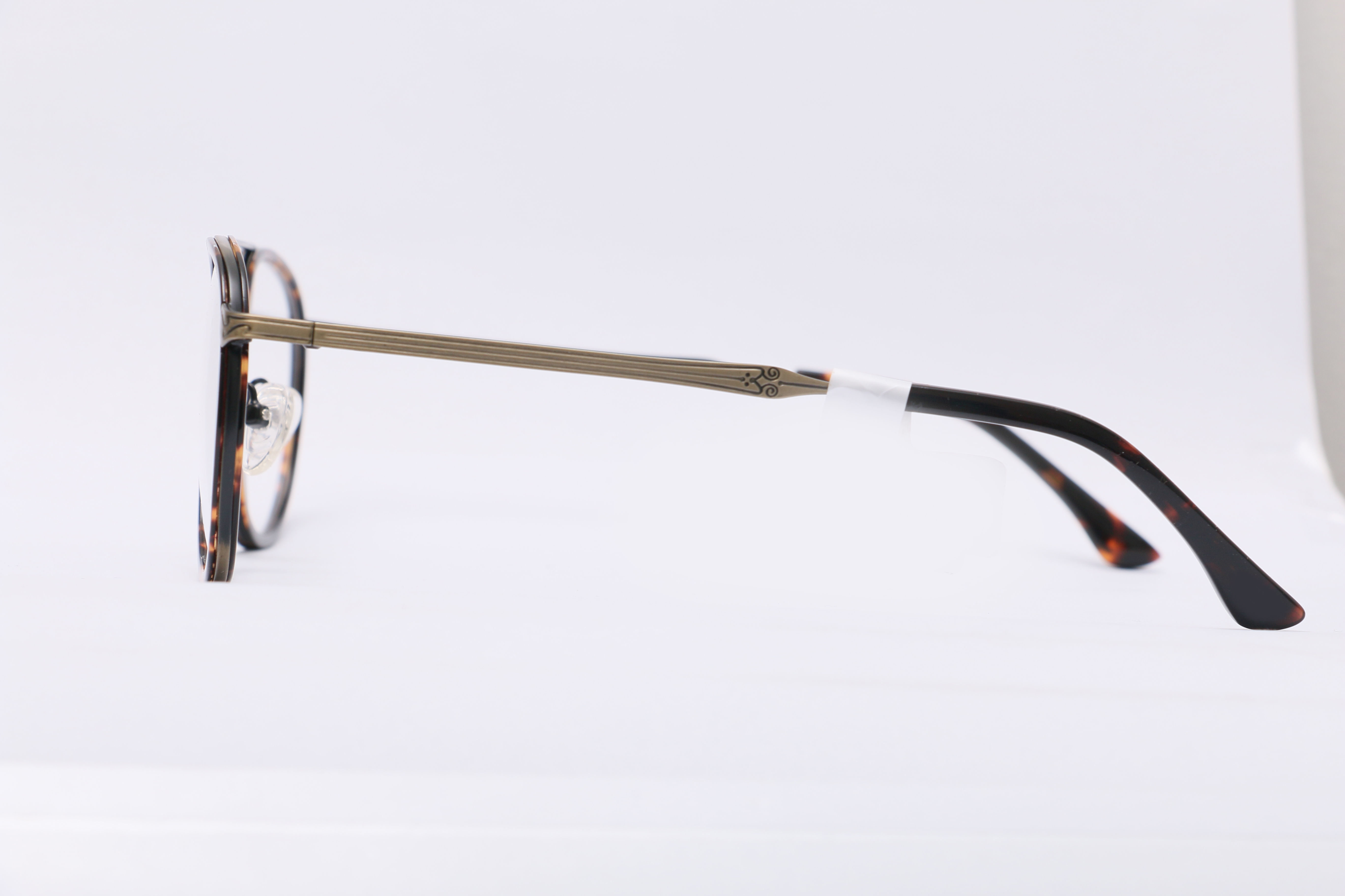 Eyeglasses for Men and Women 3D print model_7