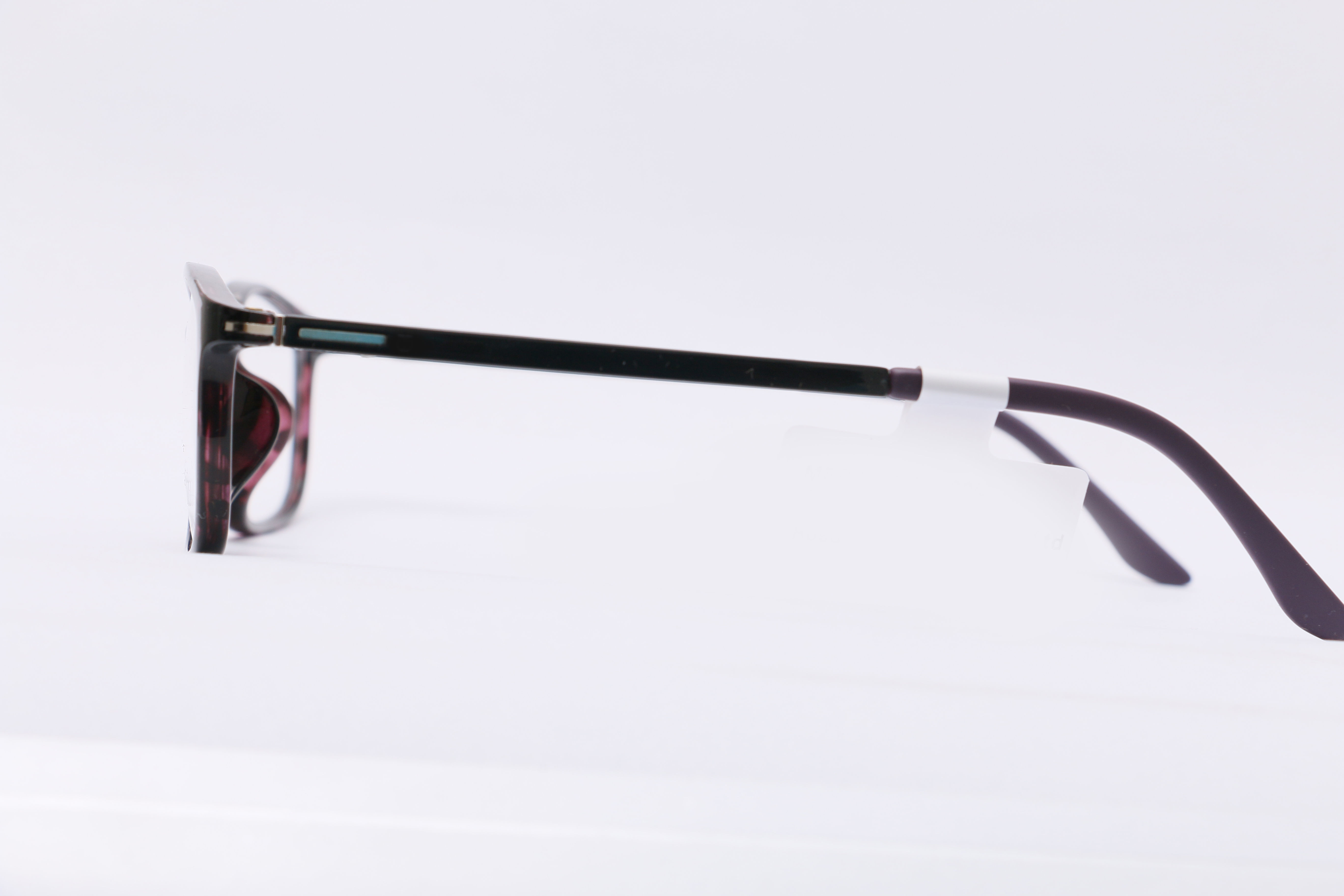 Eyeglasses for Men and Women 3D print model_7