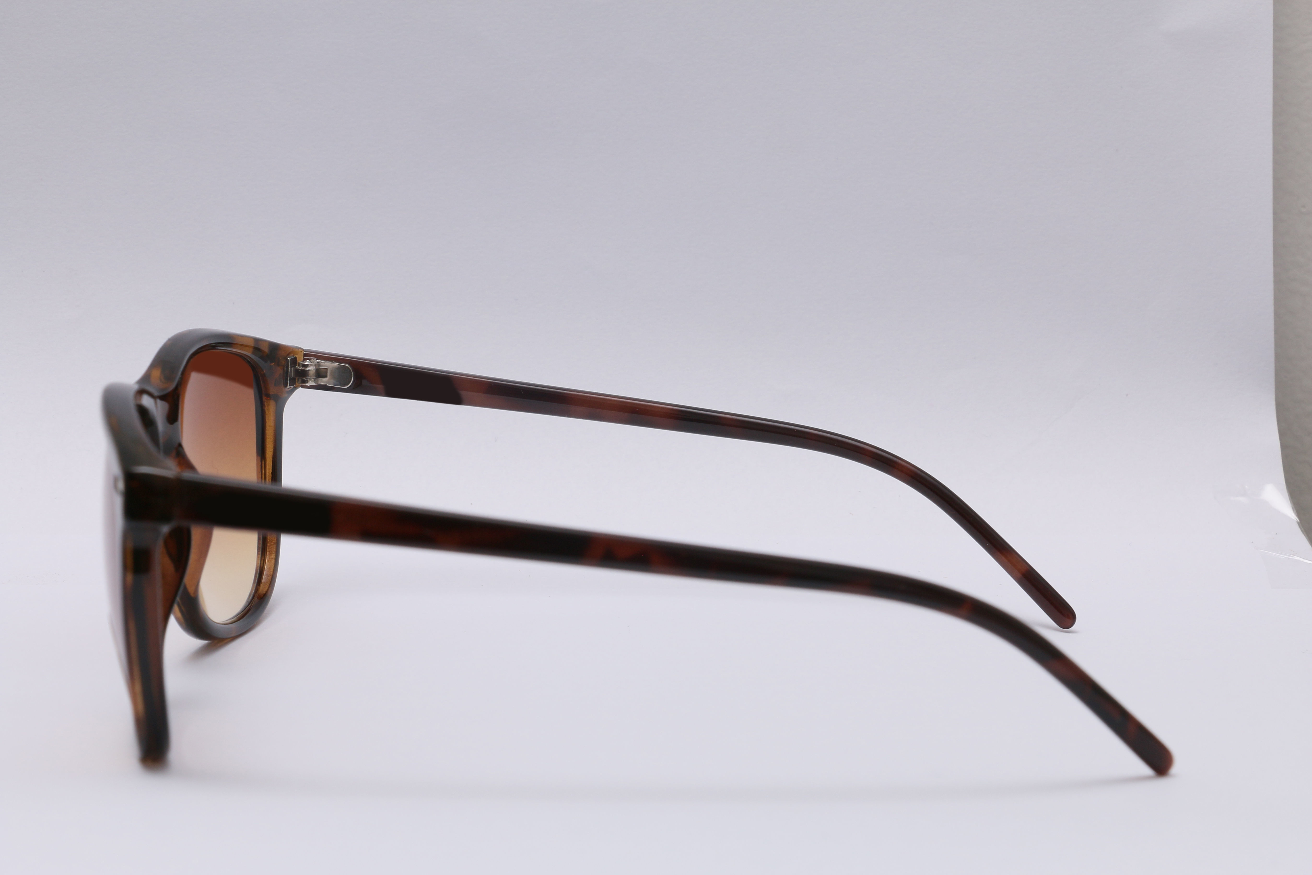 Eyeglasses for Men and Women 3D print model_14