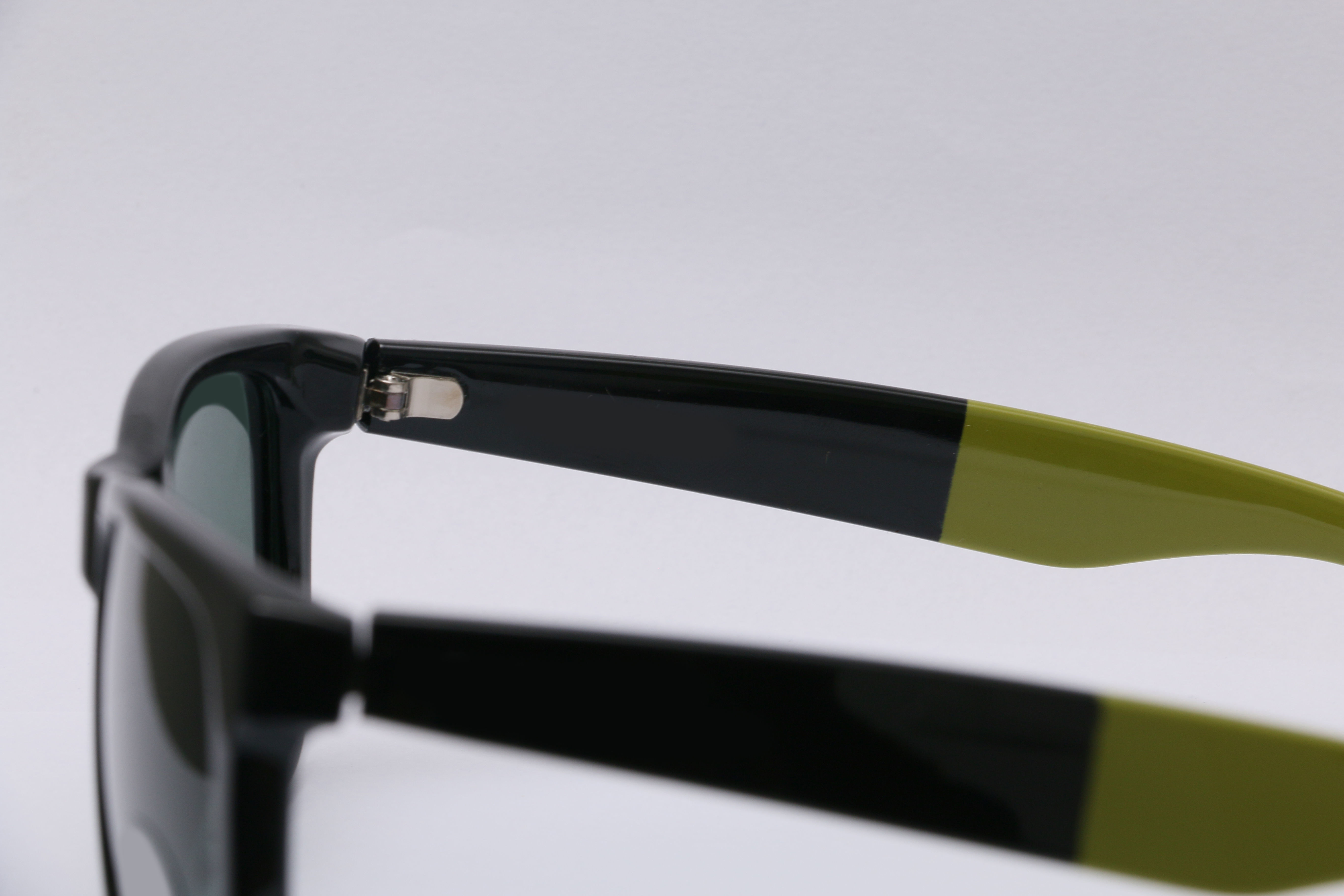 Eyeglasses for Men and Women 3D print model_18