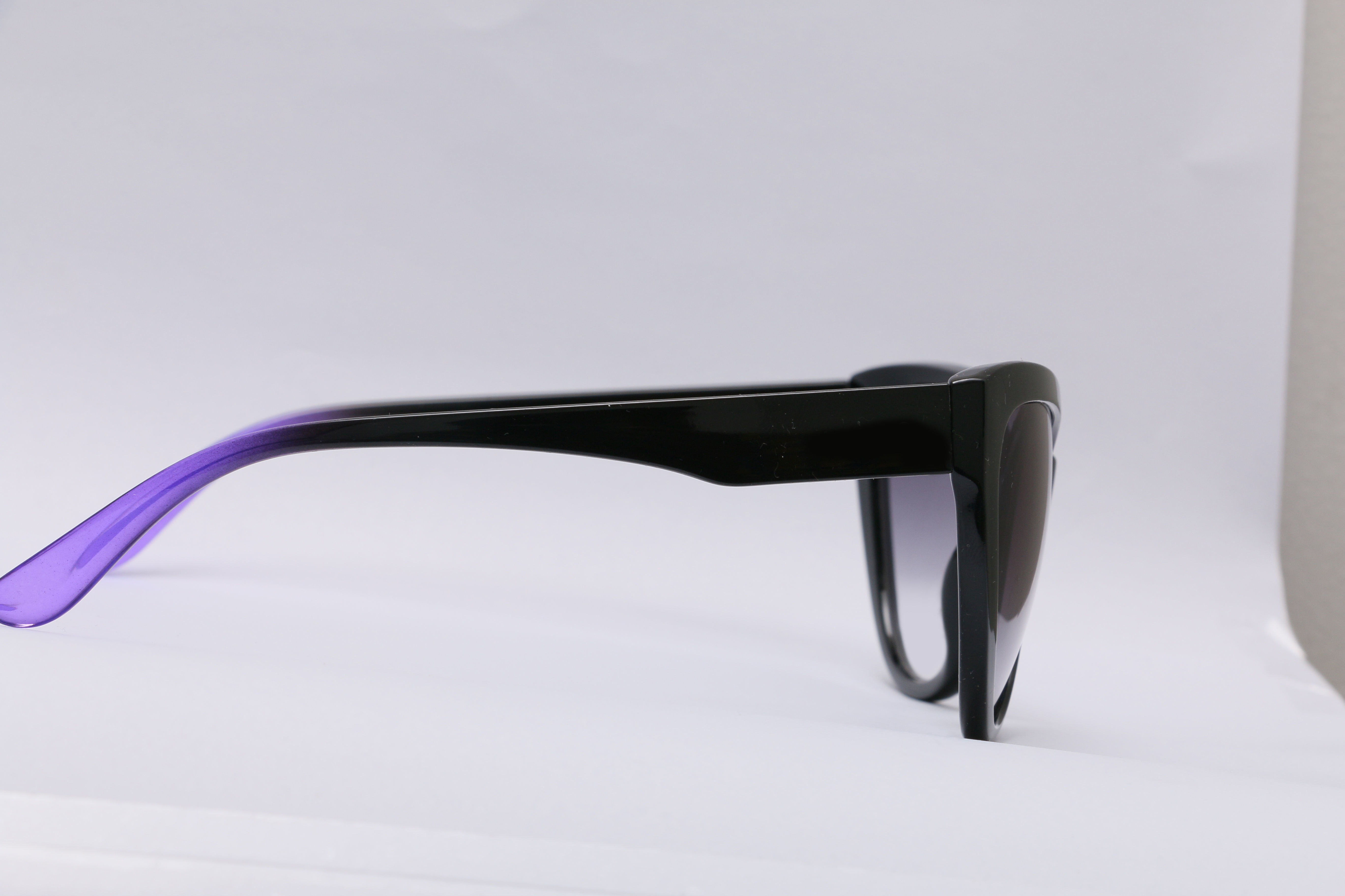 Eyeglasses for Men and Women 3D print model_21