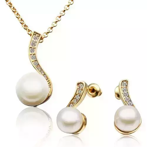  Beautiful pendant earrings 150