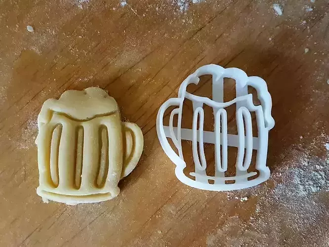 Beer mug cookie cutter