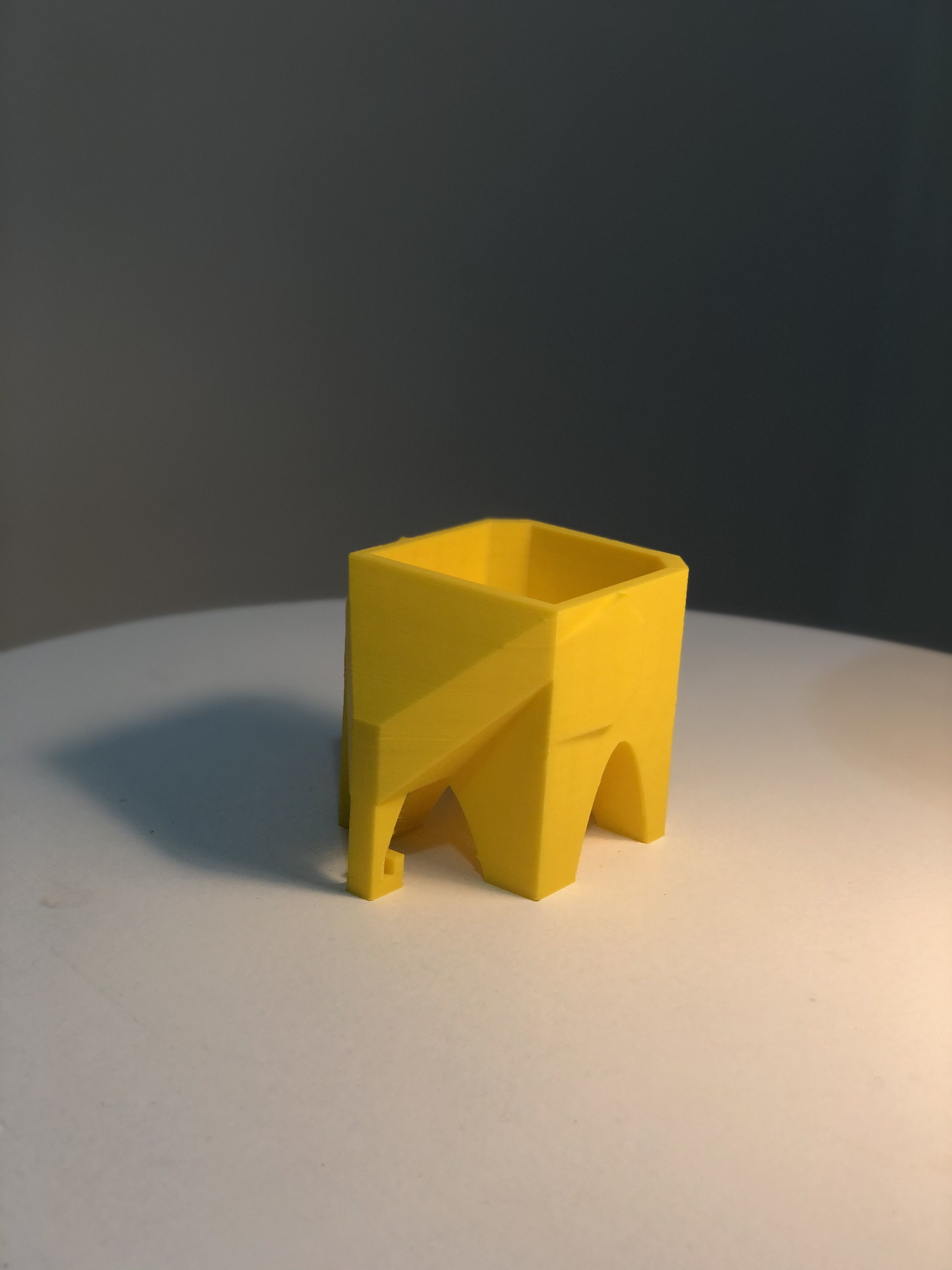 Low poly elephant planter for succulent plants 3D print model_1
