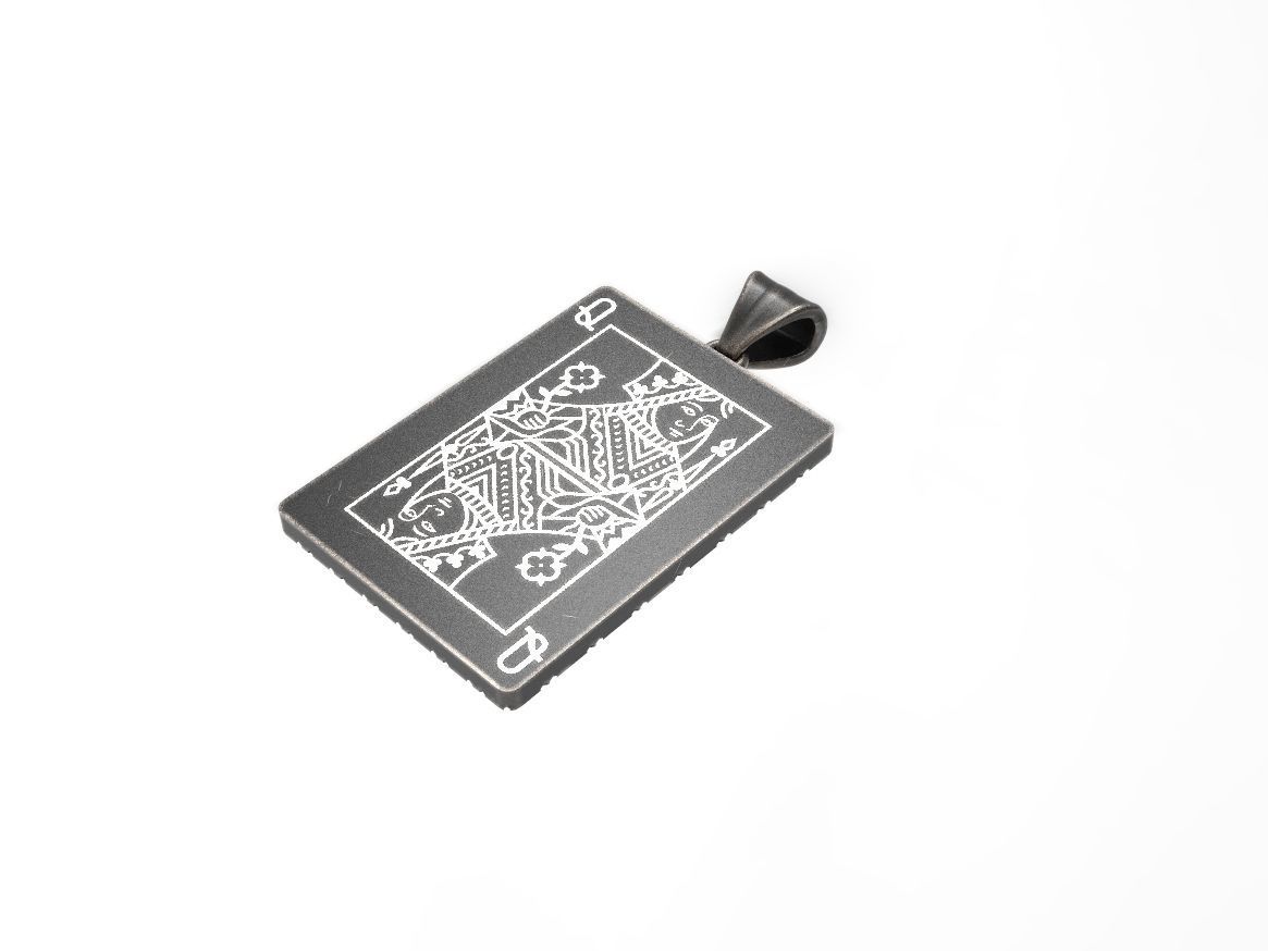 Playing card Queen pendant 3D print model_6