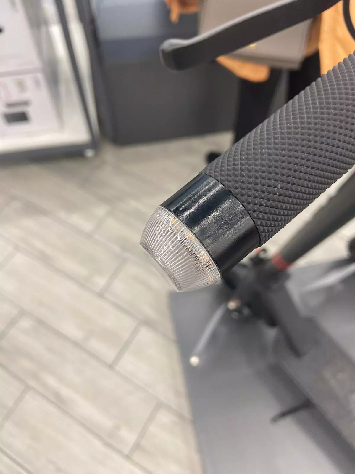 TRIBE MAYA ELECTRIC SCOOTER TURN SIGNALS ON THE STEERING WHEEL 3D print model