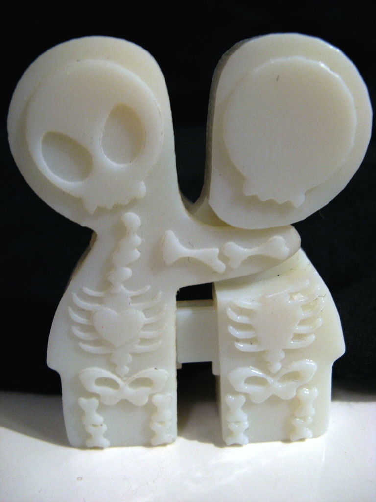 Skeleton USB Buddy Free 3D print model_4