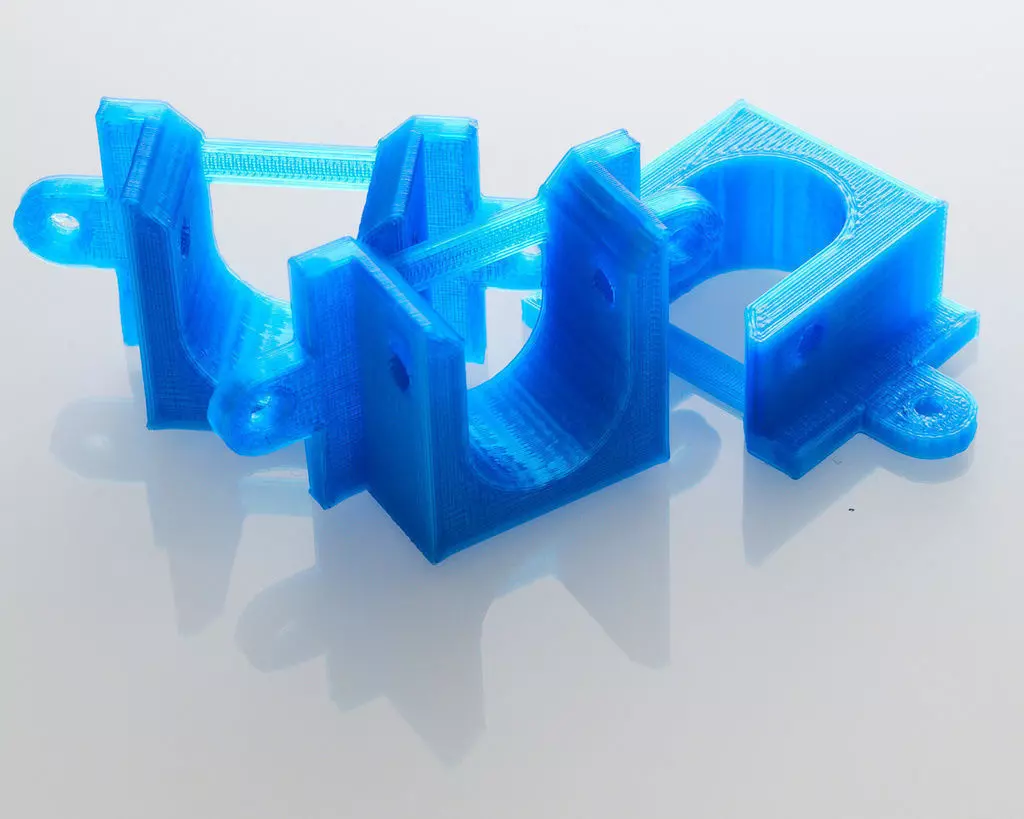 Parametric Closet Rod Bracket Free 3D print model