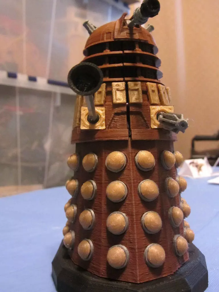 Openable Detailed Dalek Free 3D print model_0