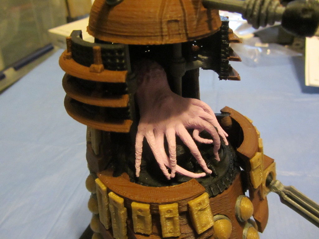 Openable Detailed Dalek Free 3D print model_6