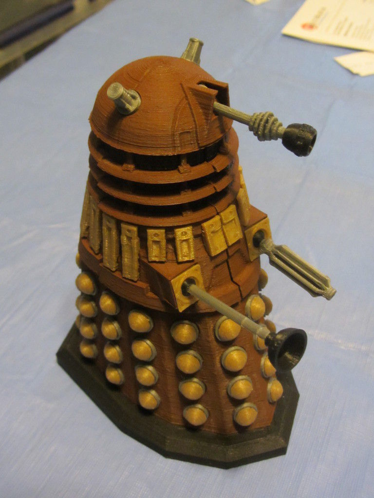 Openable Detailed Dalek Free 3D print model_2