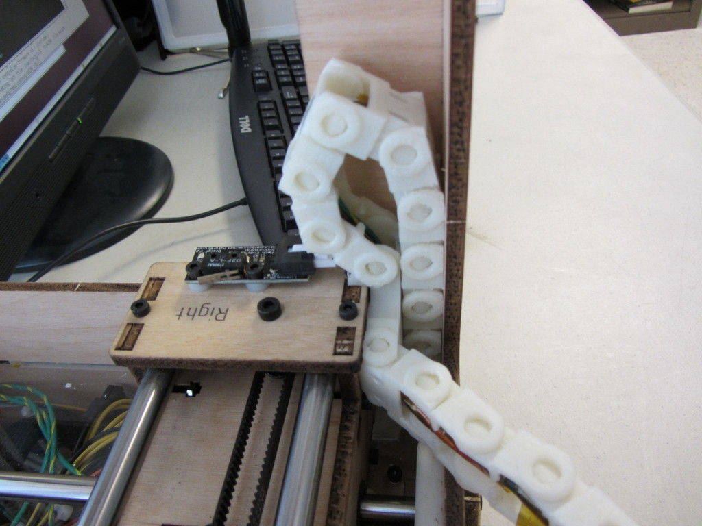 TOM build platform cable management system Free 3D print model_5