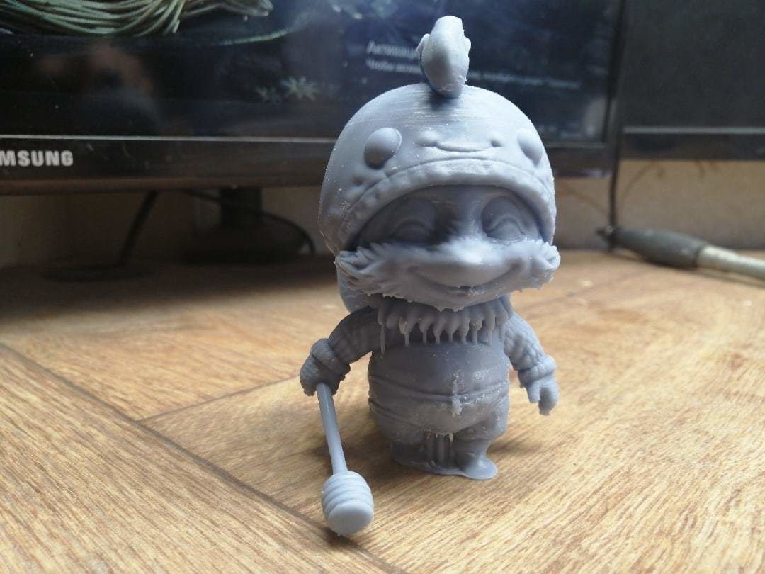 Teemo figurine with bow and arrow 3D print model_8