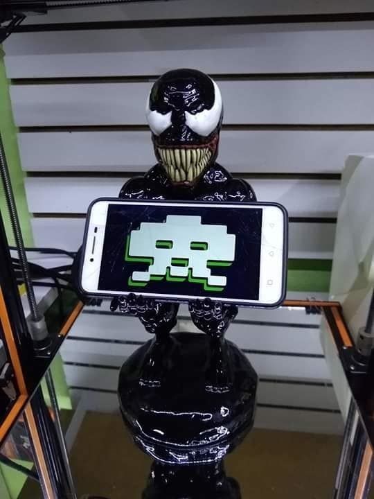 Venom Cellphone and joystick holder 3D model_1