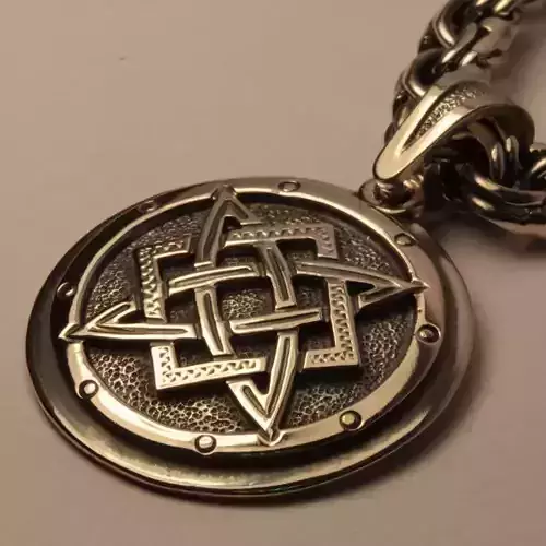 Amulet pendant
